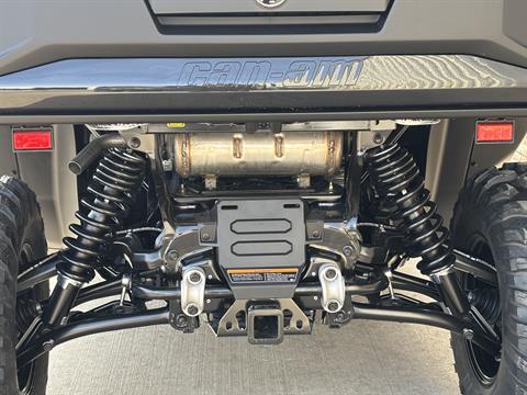 2026 Can-Am Defender MAX XT CAB HD11 in Columbia, Missouri - Photo 16