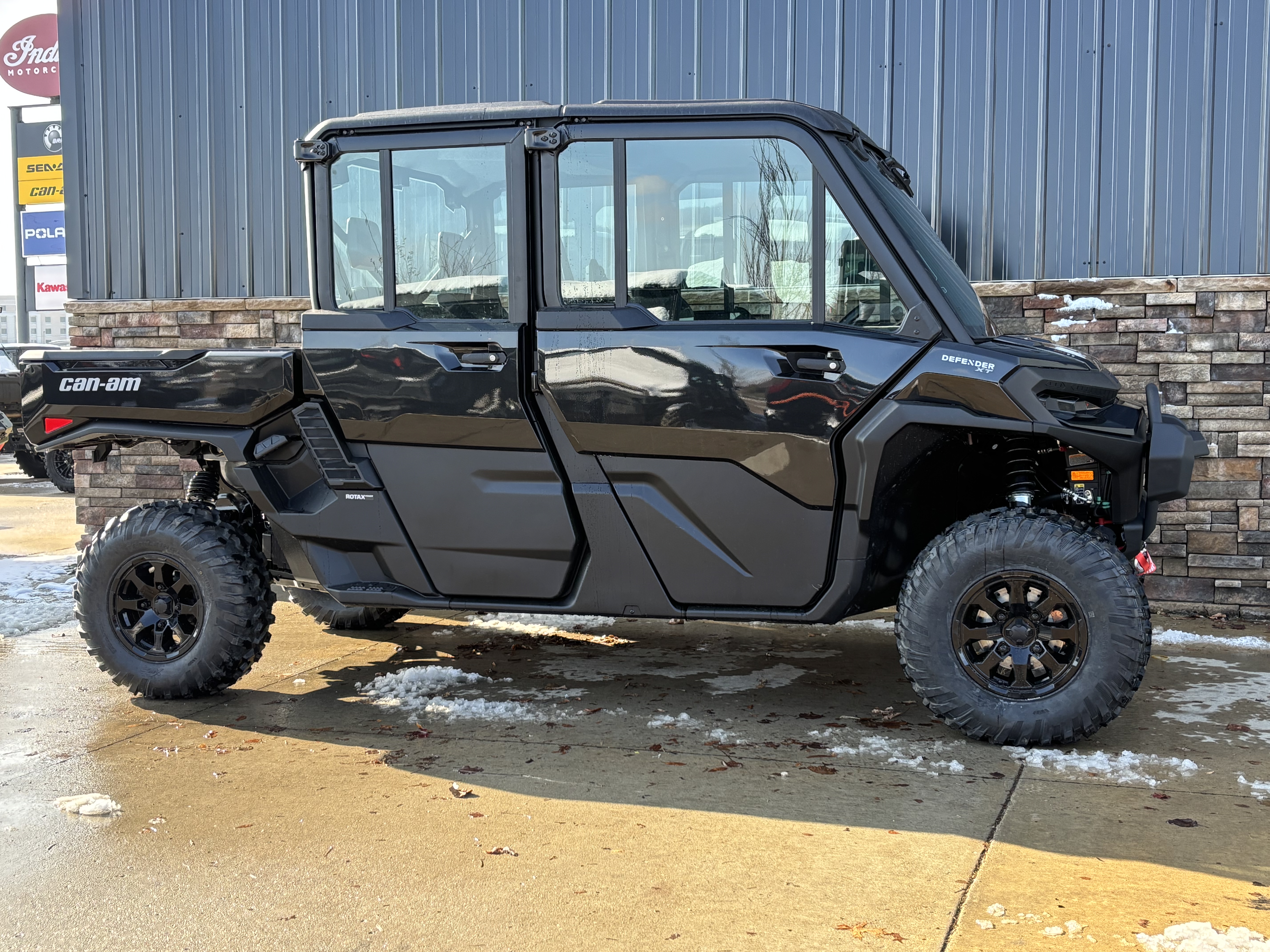 2026 Can-Am Defender MAX XT CAB HD11 in Columbia, Missouri - Photo 2