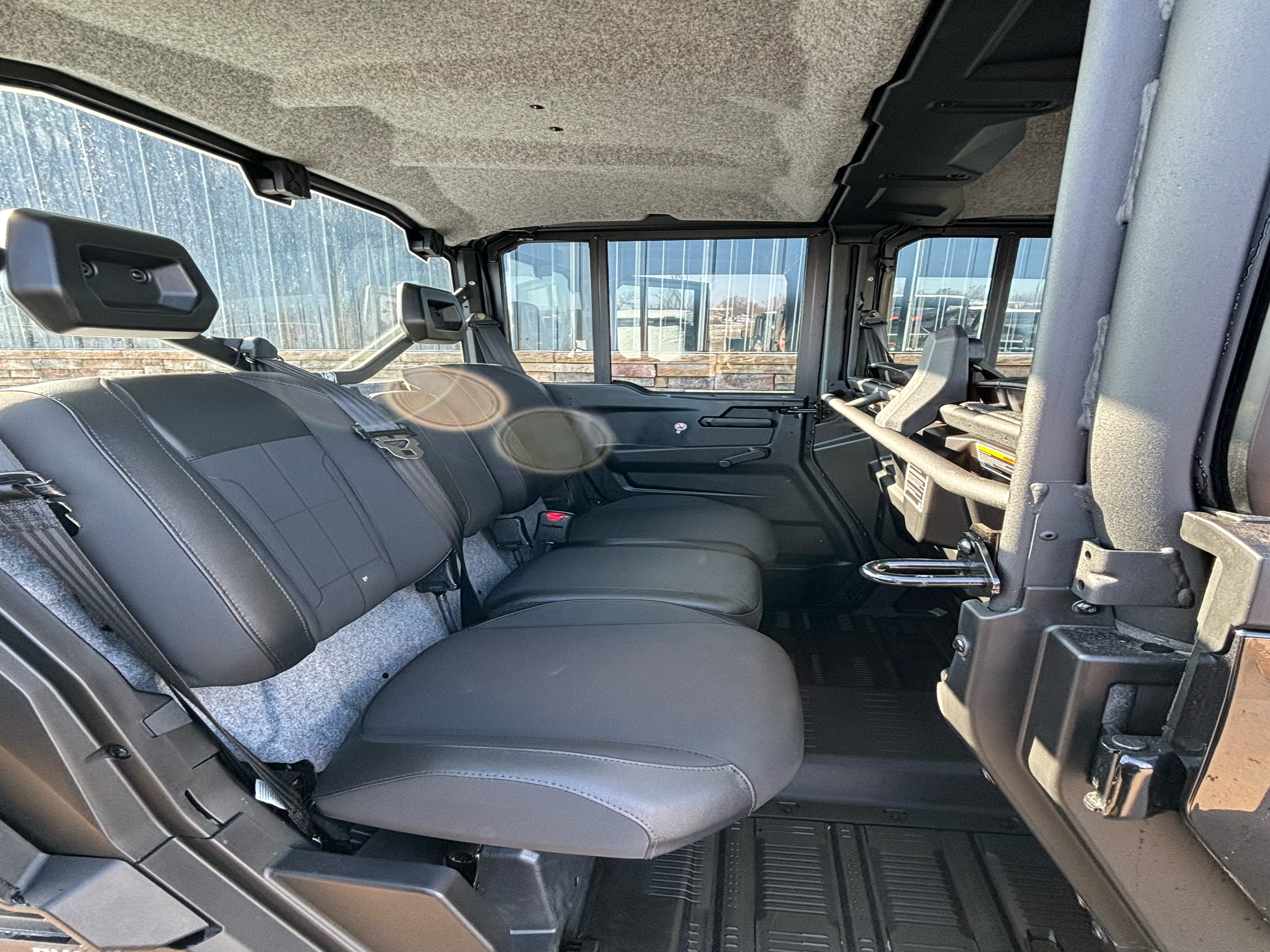 2026 Can-Am Defender MAX XT CAB HD11 in Columbia, Missouri - Photo 4