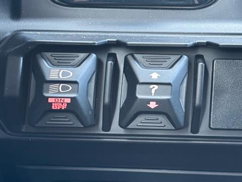 2026 Can-Am Defender MAX XT CAB HD11 in Columbia, Missouri - Photo 14