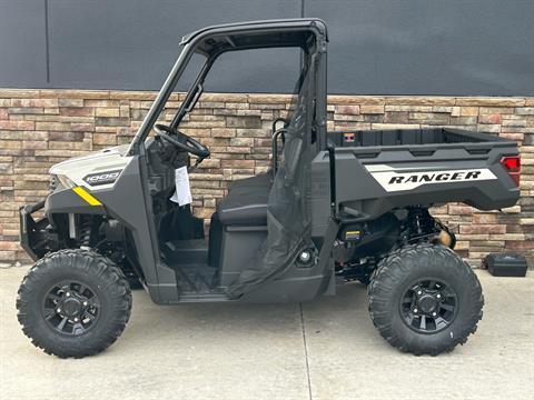 2025 Polaris Ranger 1000 Premium in Columbia, Missouri - Photo 1