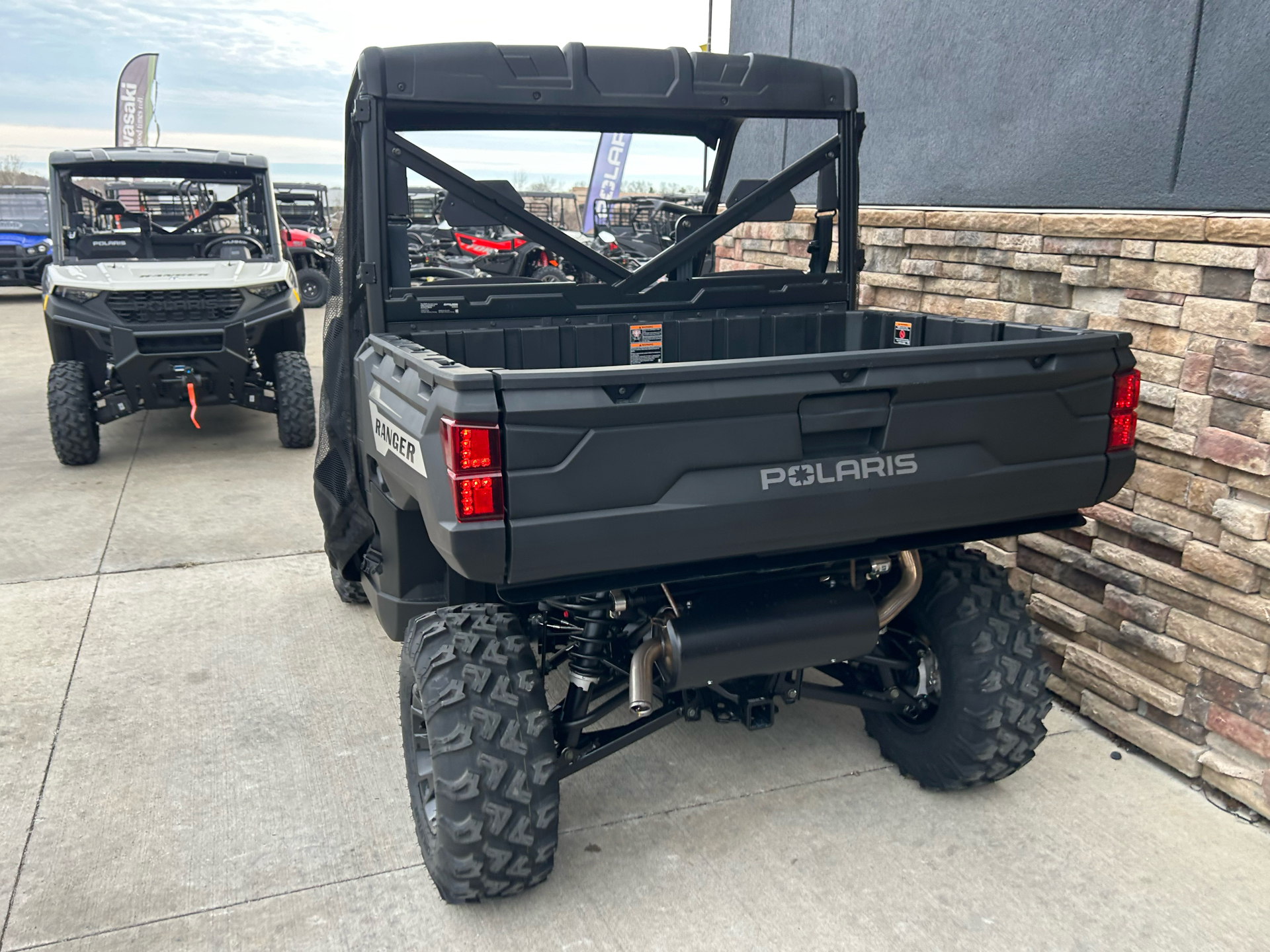 2025 Polaris Ranger 1000 Premium in Columbia, Missouri - Photo 4