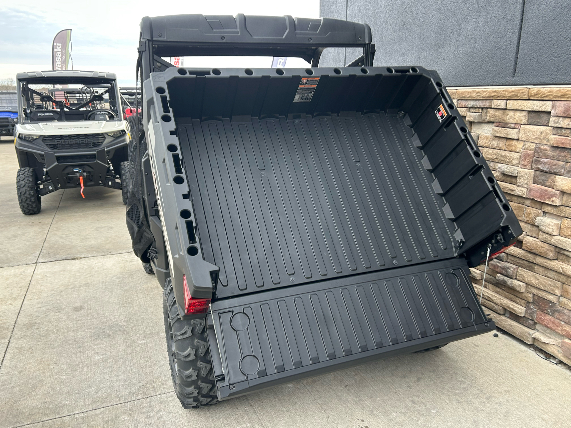 2025 Polaris Ranger 1000 Premium in Columbia, Missouri - Photo 5