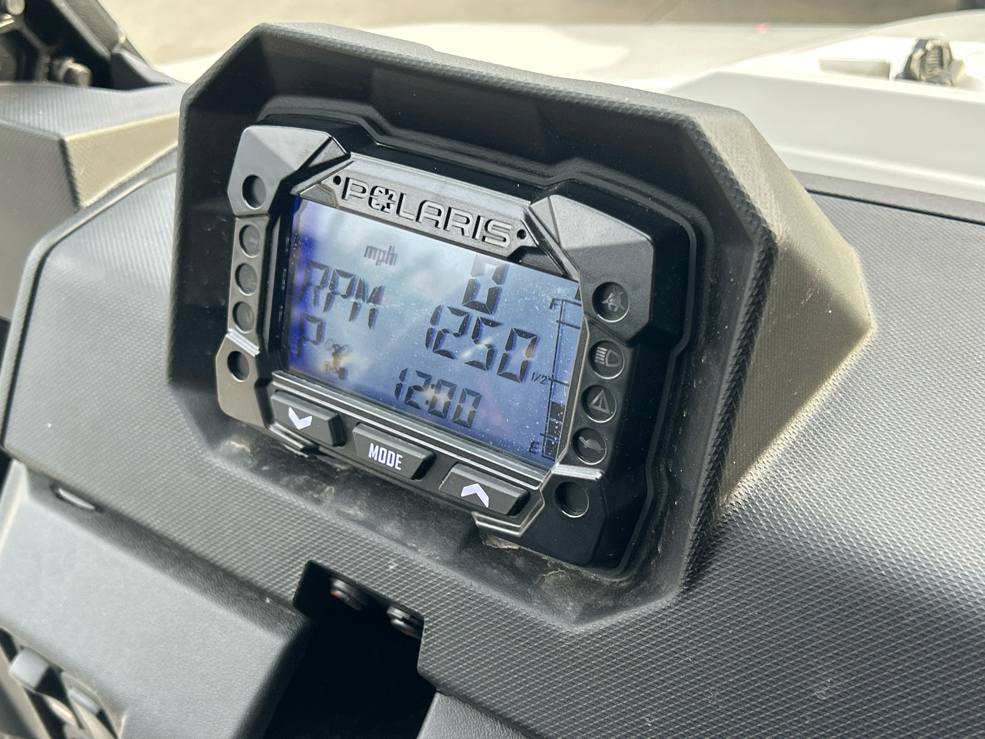2025 Polaris Ranger 1000 Premium in Columbia, Missouri - Photo 9