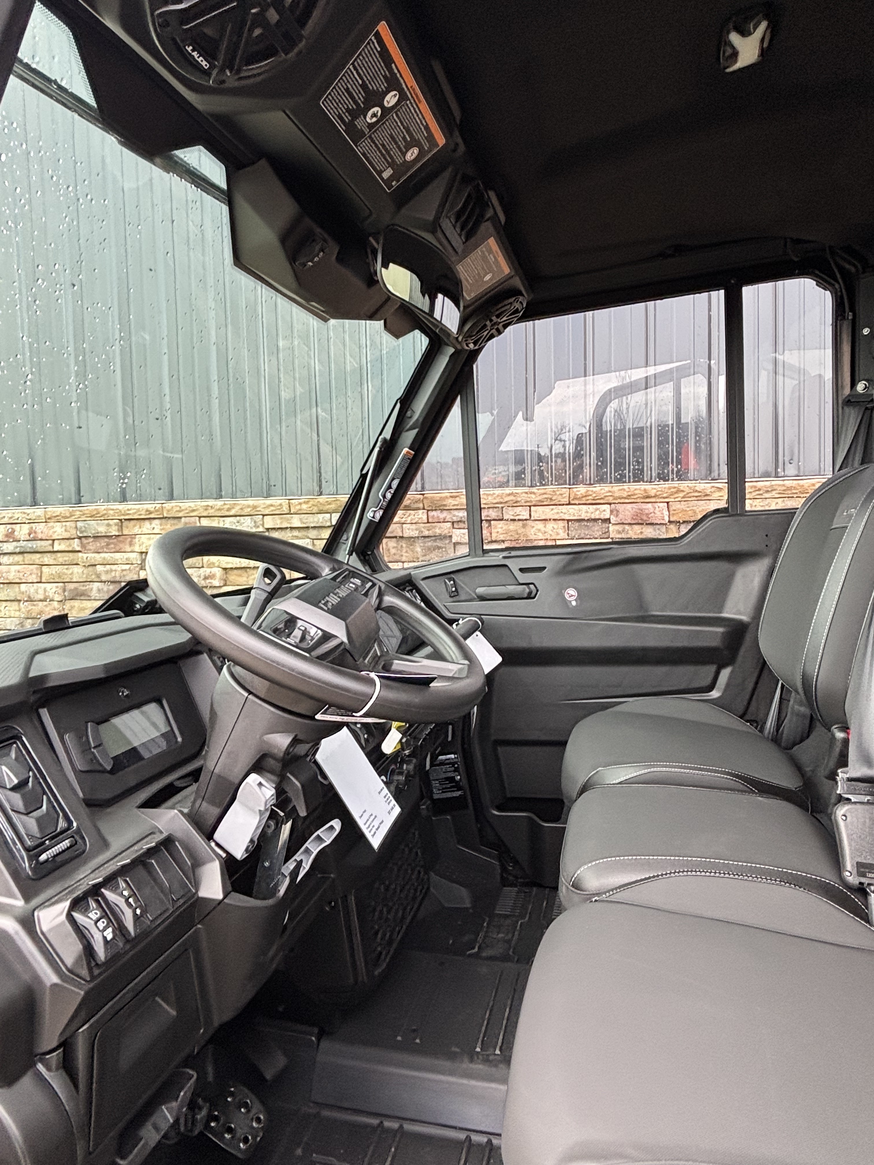 2026 Can-Am Defender Limited HD11 in Columbia, Missouri - Photo 8