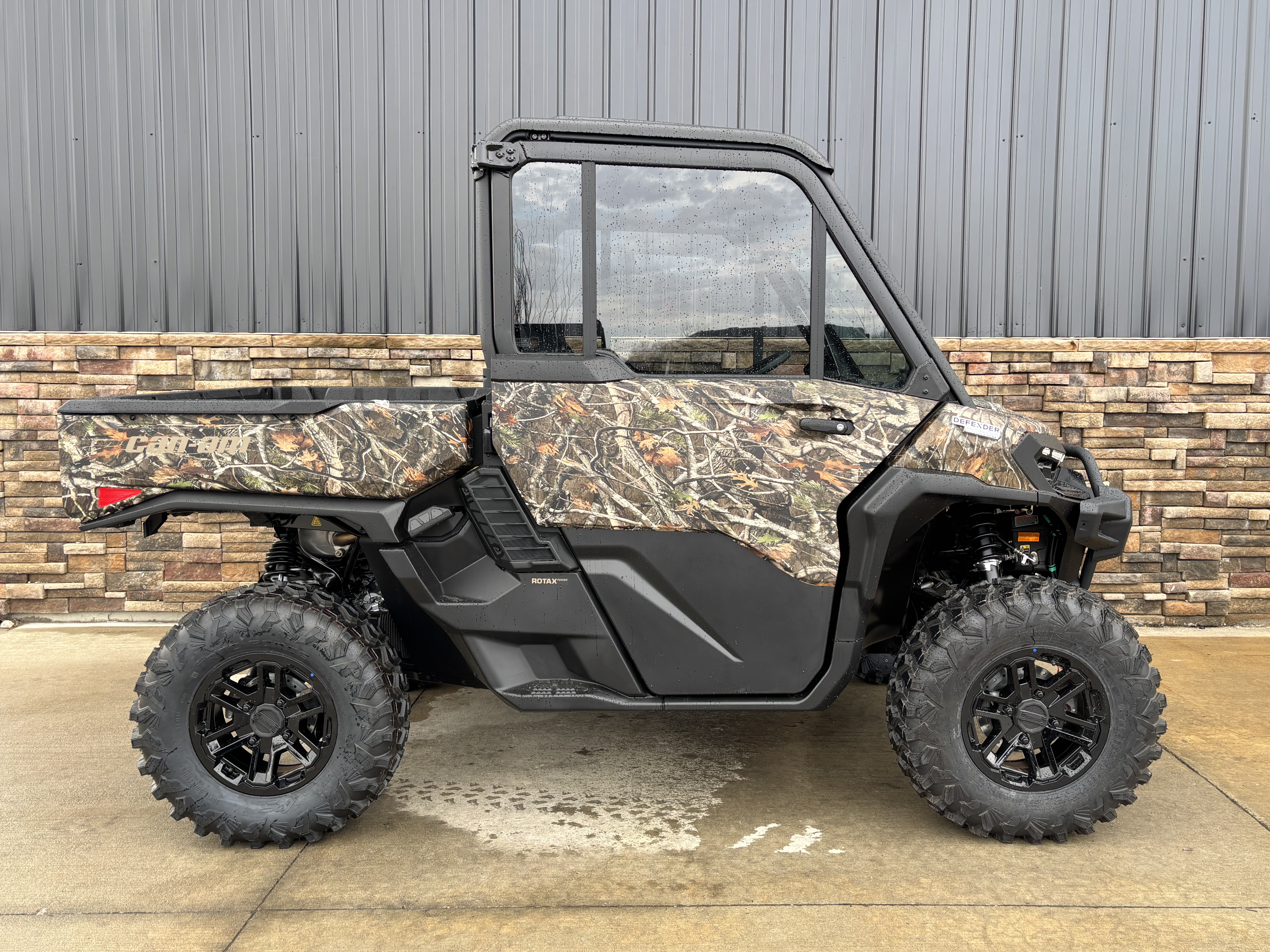 2026 Can-Am Defender Limited HD11 in Columbia, Missouri - Photo 16