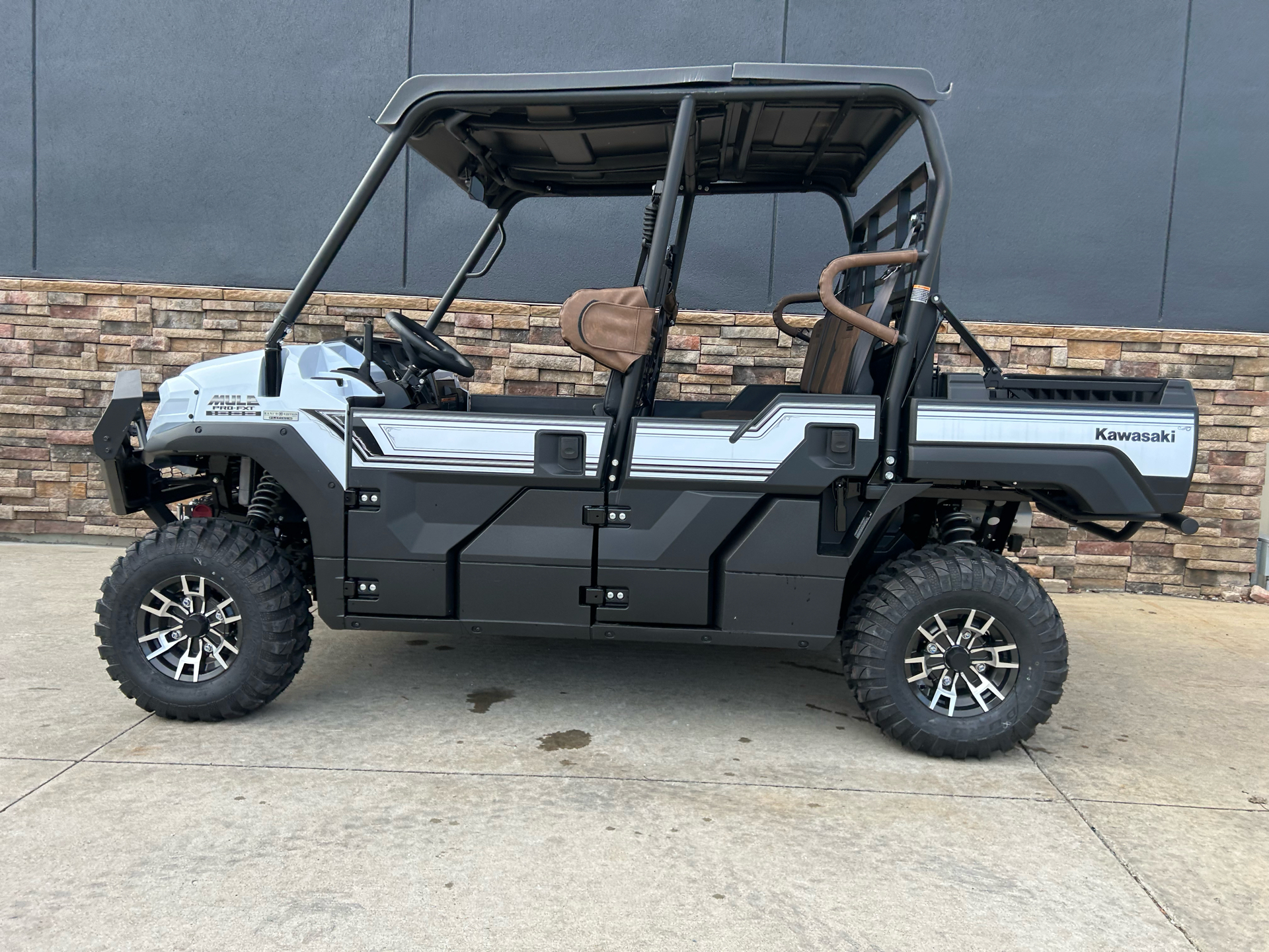 2024 Kawasaki MULE PRO-FXT 1000 Platinum Ranch Edition in Columbia, Missouri - Photo 1