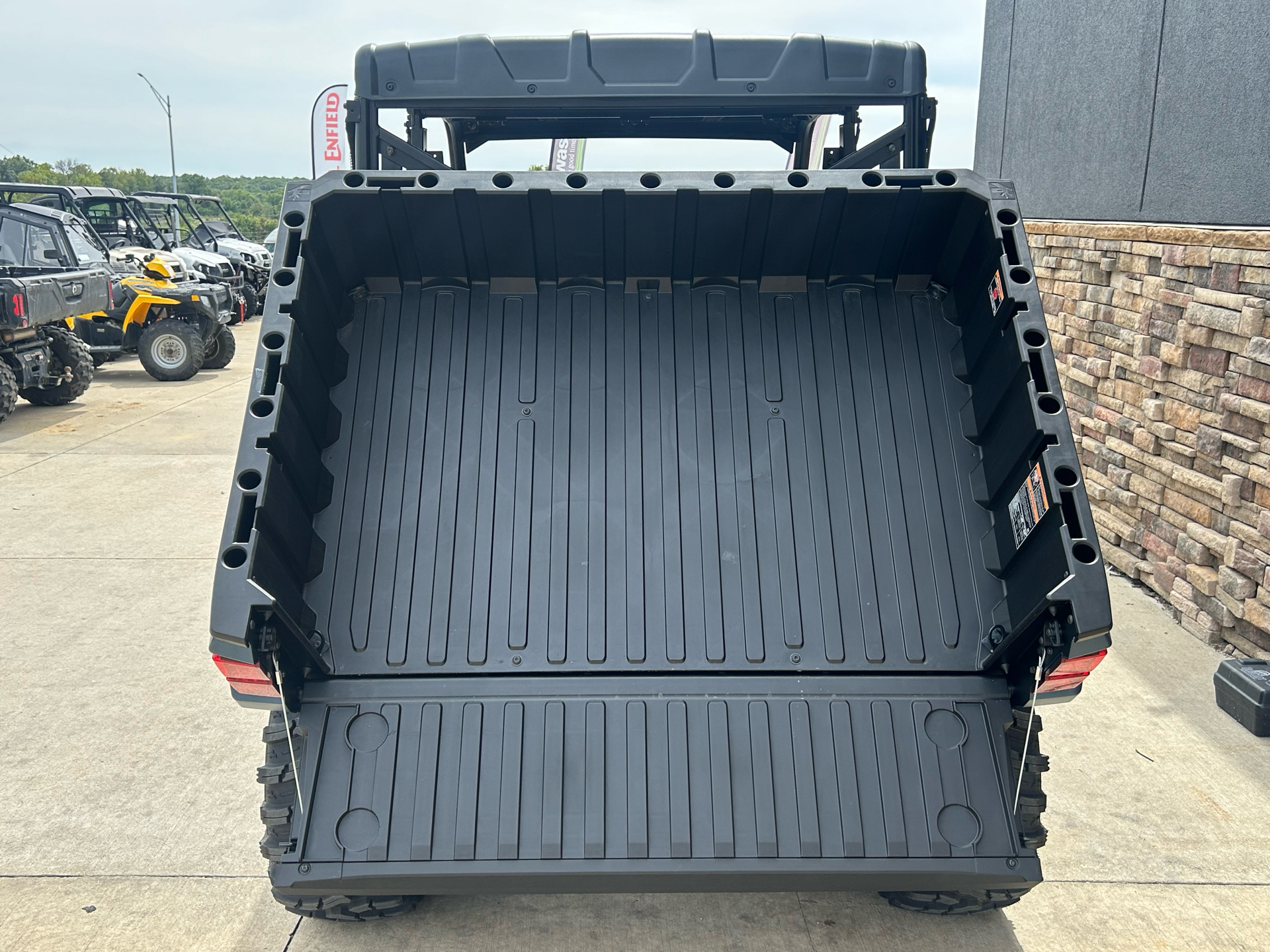 2025 Polaris Ranger Crew XP 1000 Premium in Columbia, Missouri - Photo 5