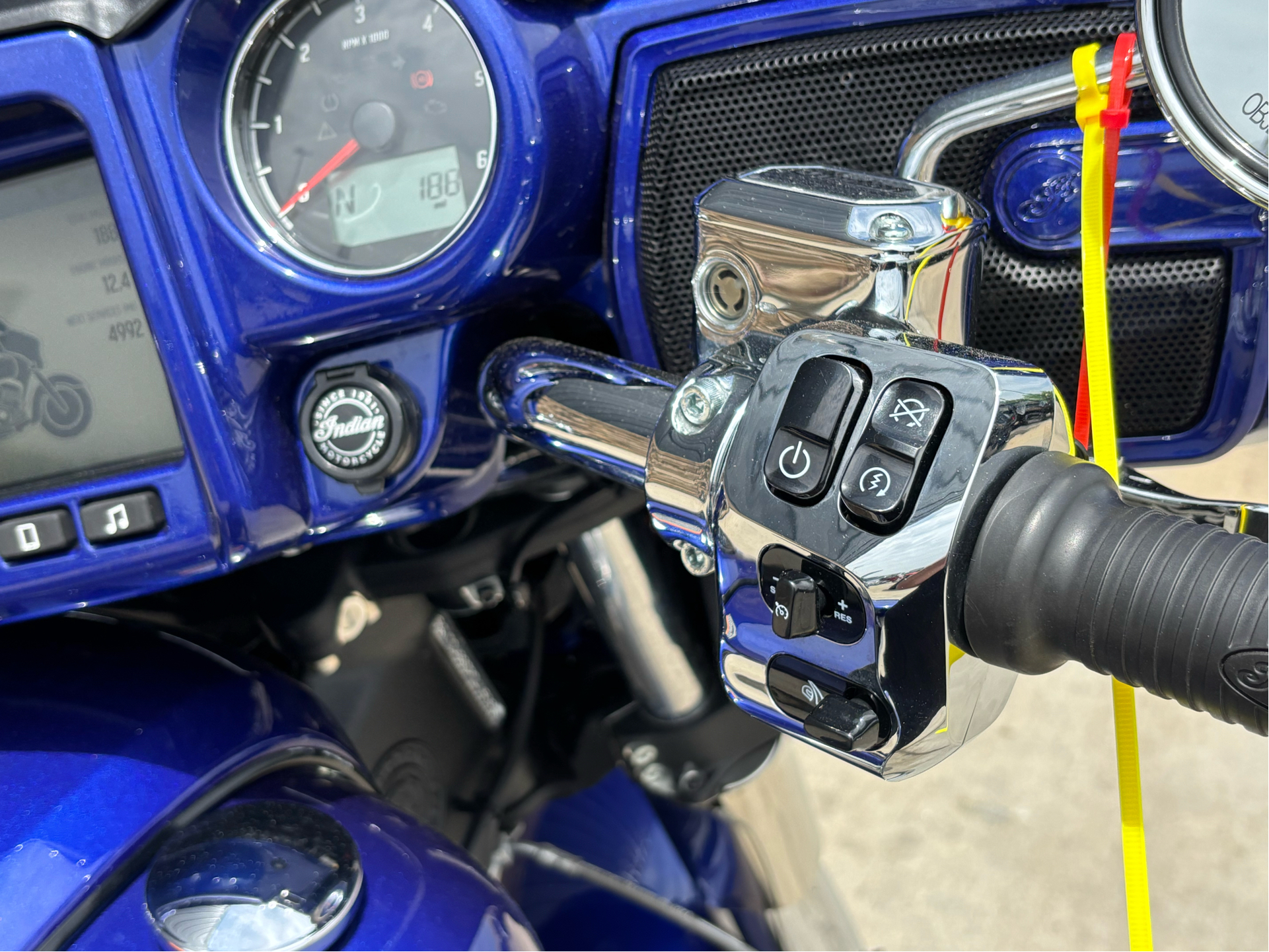 2022 Indian Motorcycle Chieftain® Limited in Columbia, Missouri - Photo 9