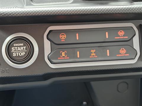 2026 Can-Am Defender MAX XT CAB HD11 in Columbia, Missouri - Photo 12