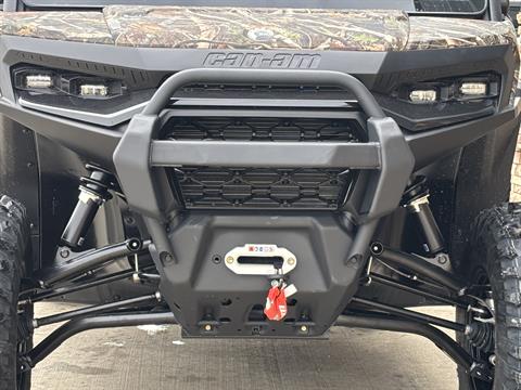 2026 Can-Am Defender MAX XT CAB HD11 in Columbia, Missouri - Photo 15
