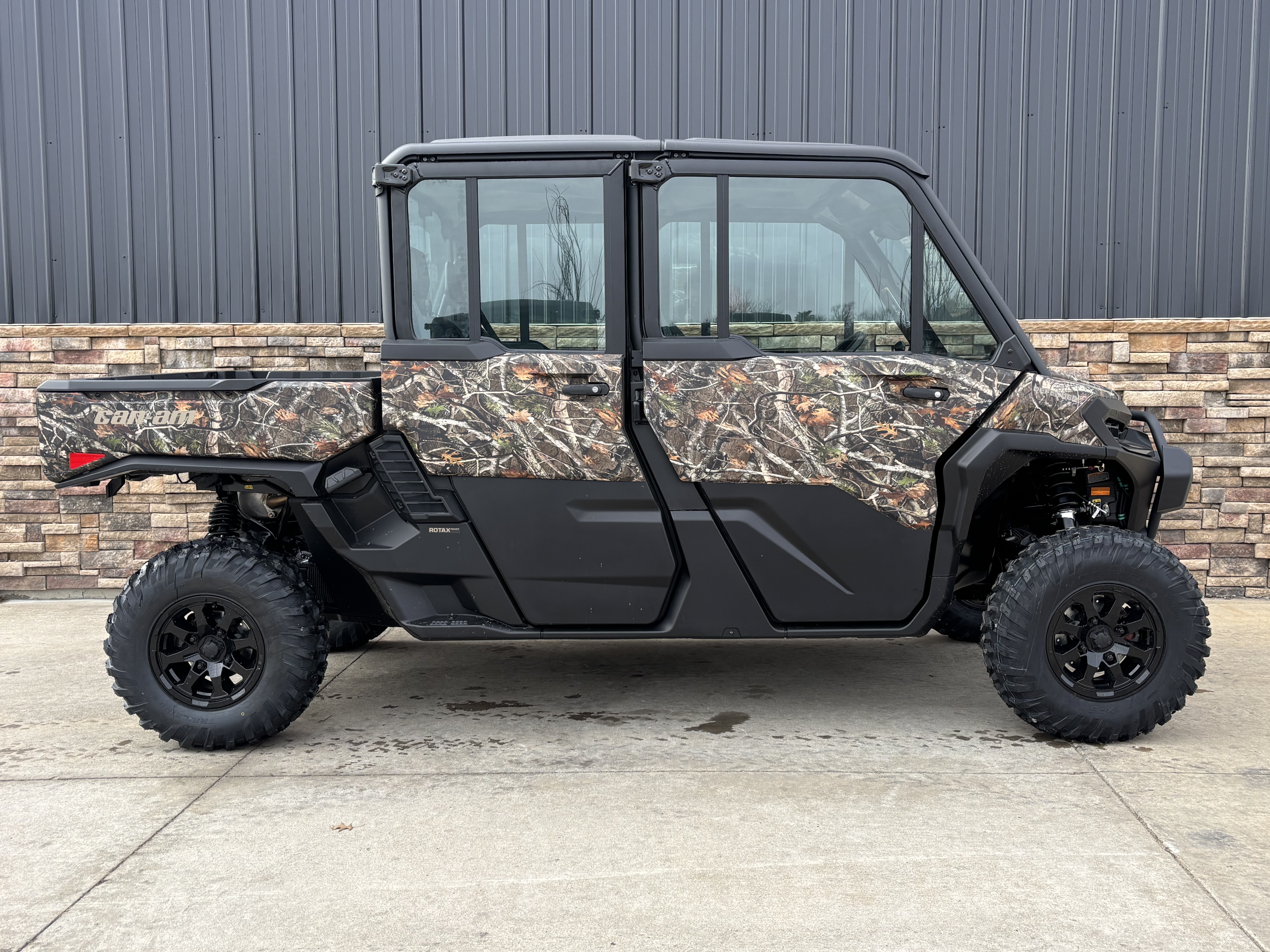 2026 Can-Am Defender MAX XT CAB HD11 in Columbia, Missouri - Photo 16