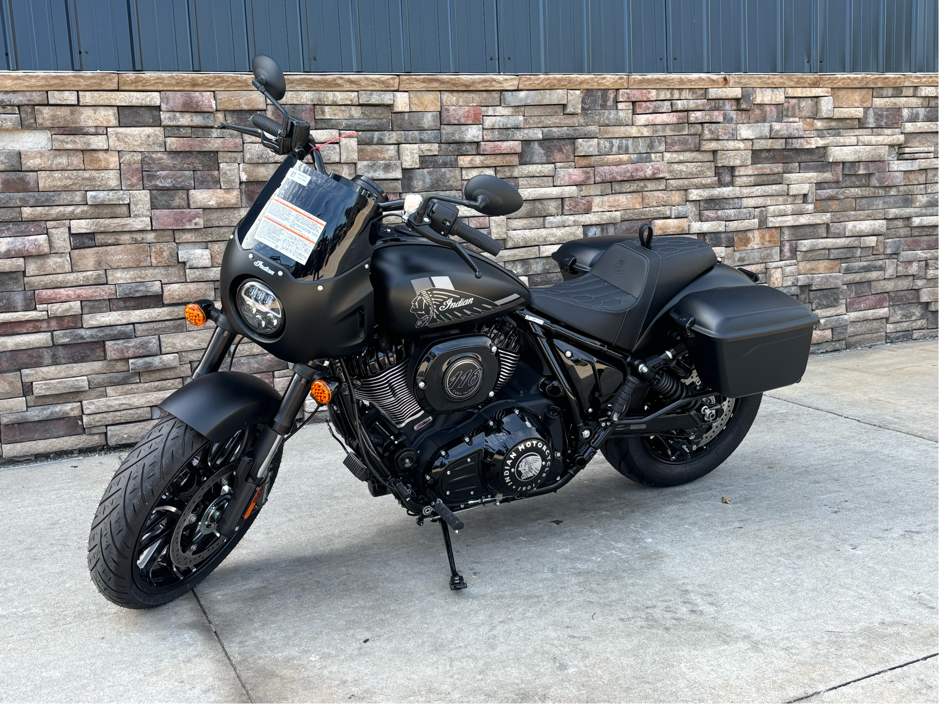 2025 Indian Motorcycle Sport Chief RT in Columbia, Missouri - Photo 2