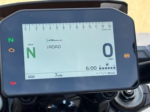 2025 Kawasaki Z900 SE ABS in Columbia, Missouri - Photo 5