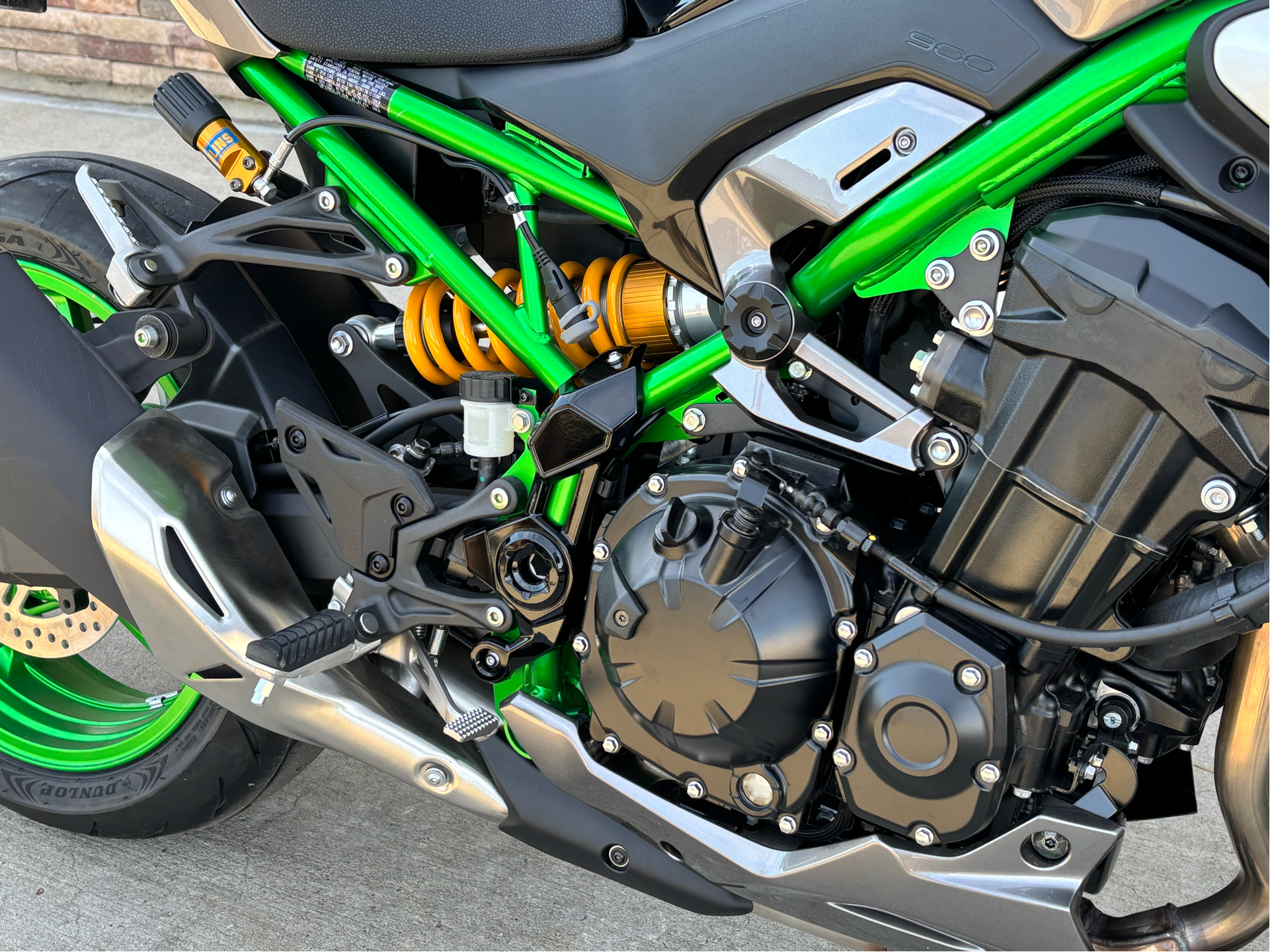 2025 Kawasaki Z900 SE ABS in Columbia, Missouri - Photo 8