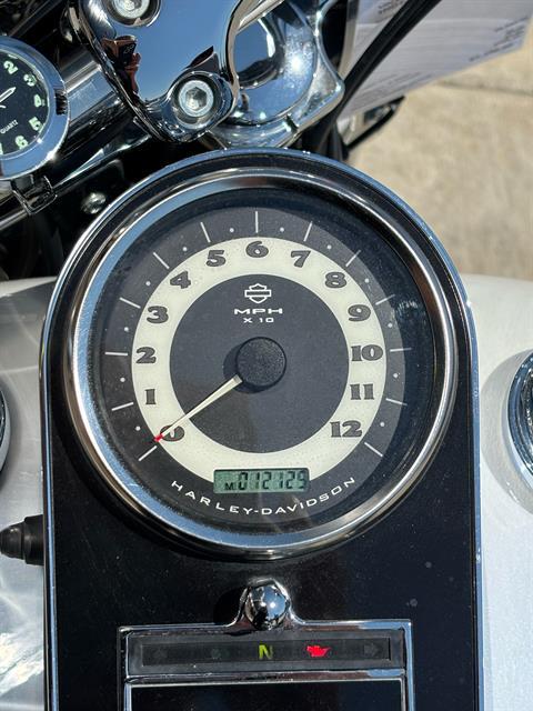 2006 Harley-Davidson Softail® Deluxe in Columbia, Missouri - Photo 7