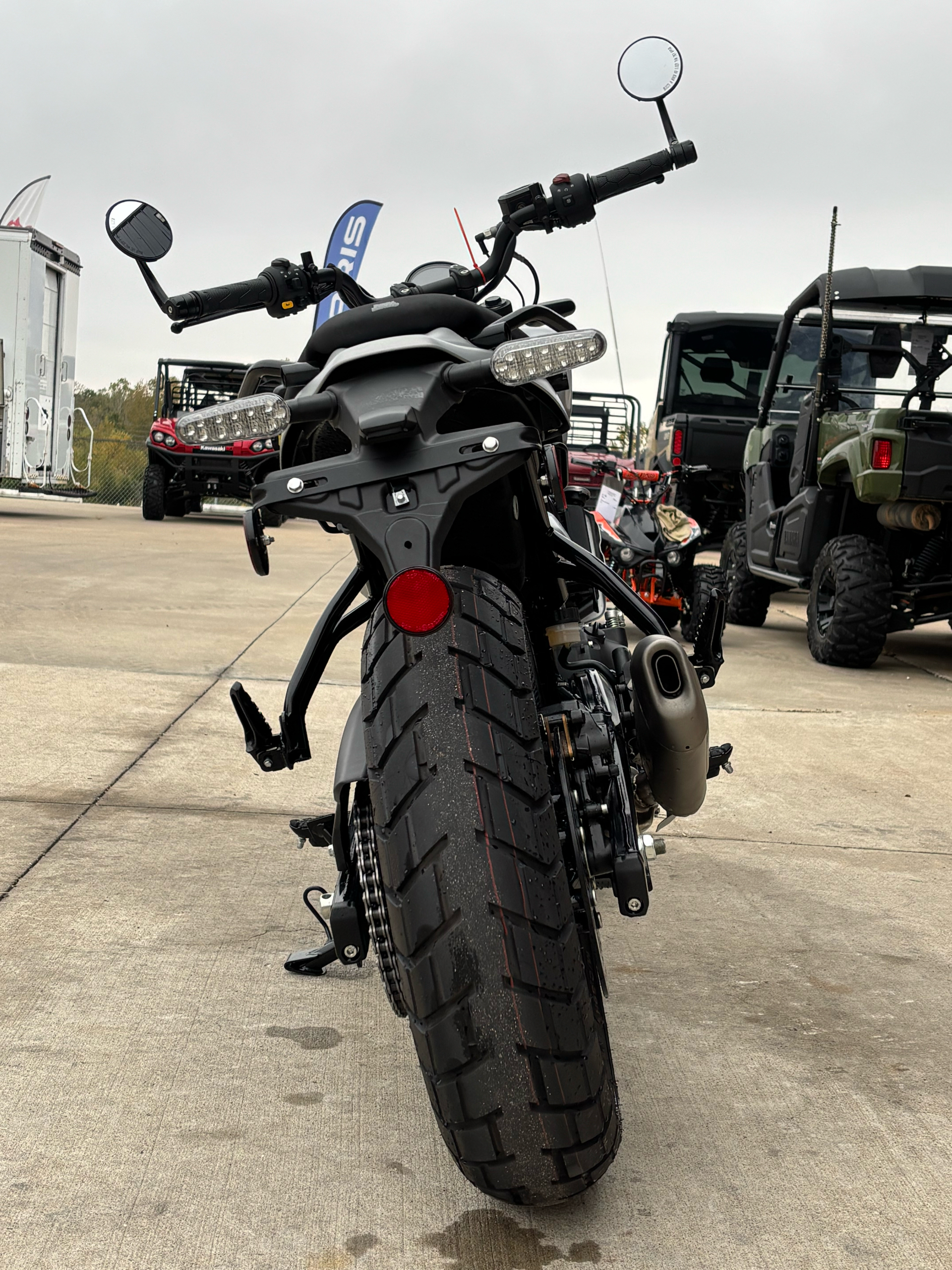 2026 Royal Enfield Guerrilla 450 in Columbia, Missouri - Photo 5