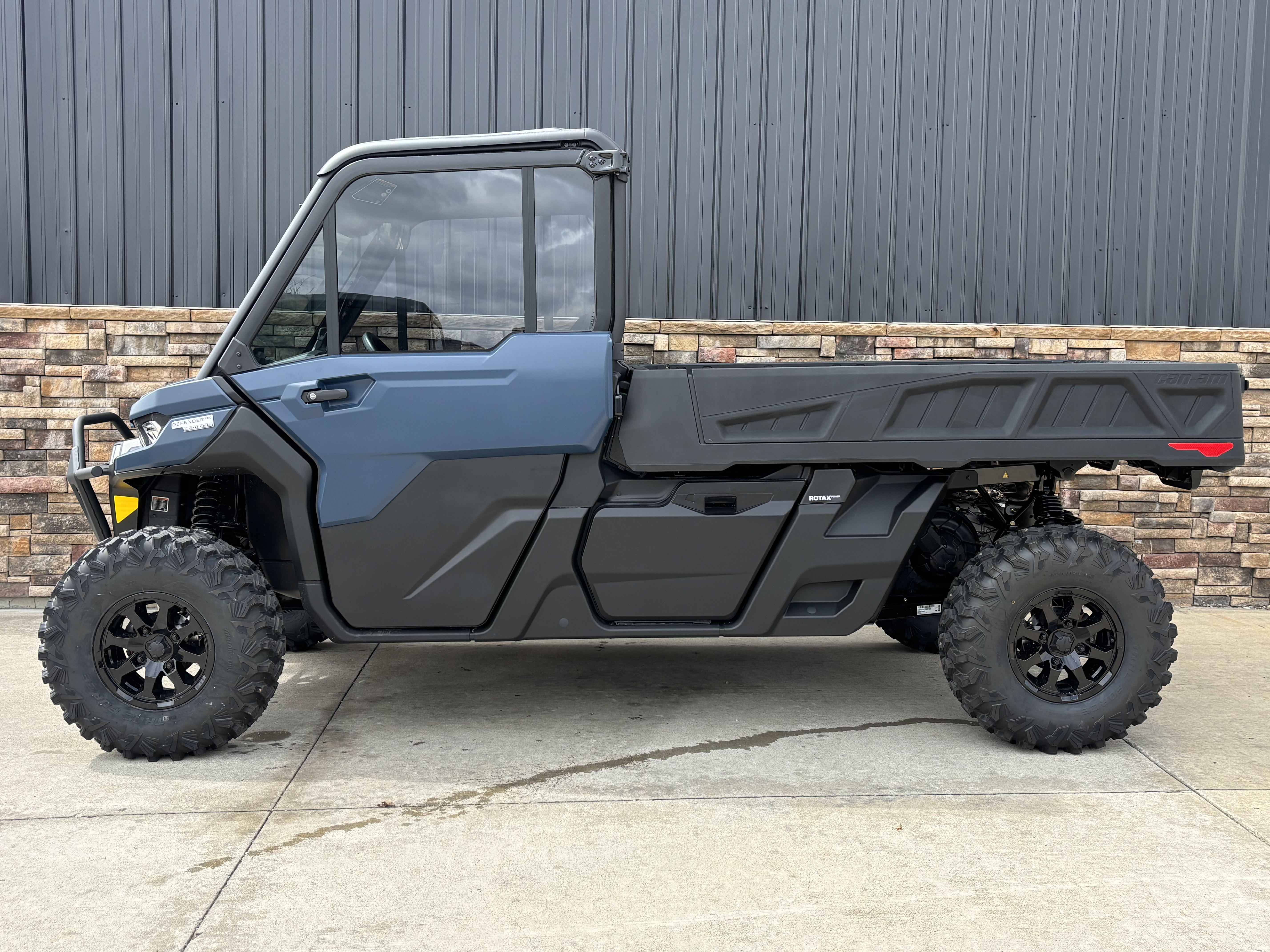 2026 Can-Am Defender PRO Limited in Columbia, Missouri - Photo 1
