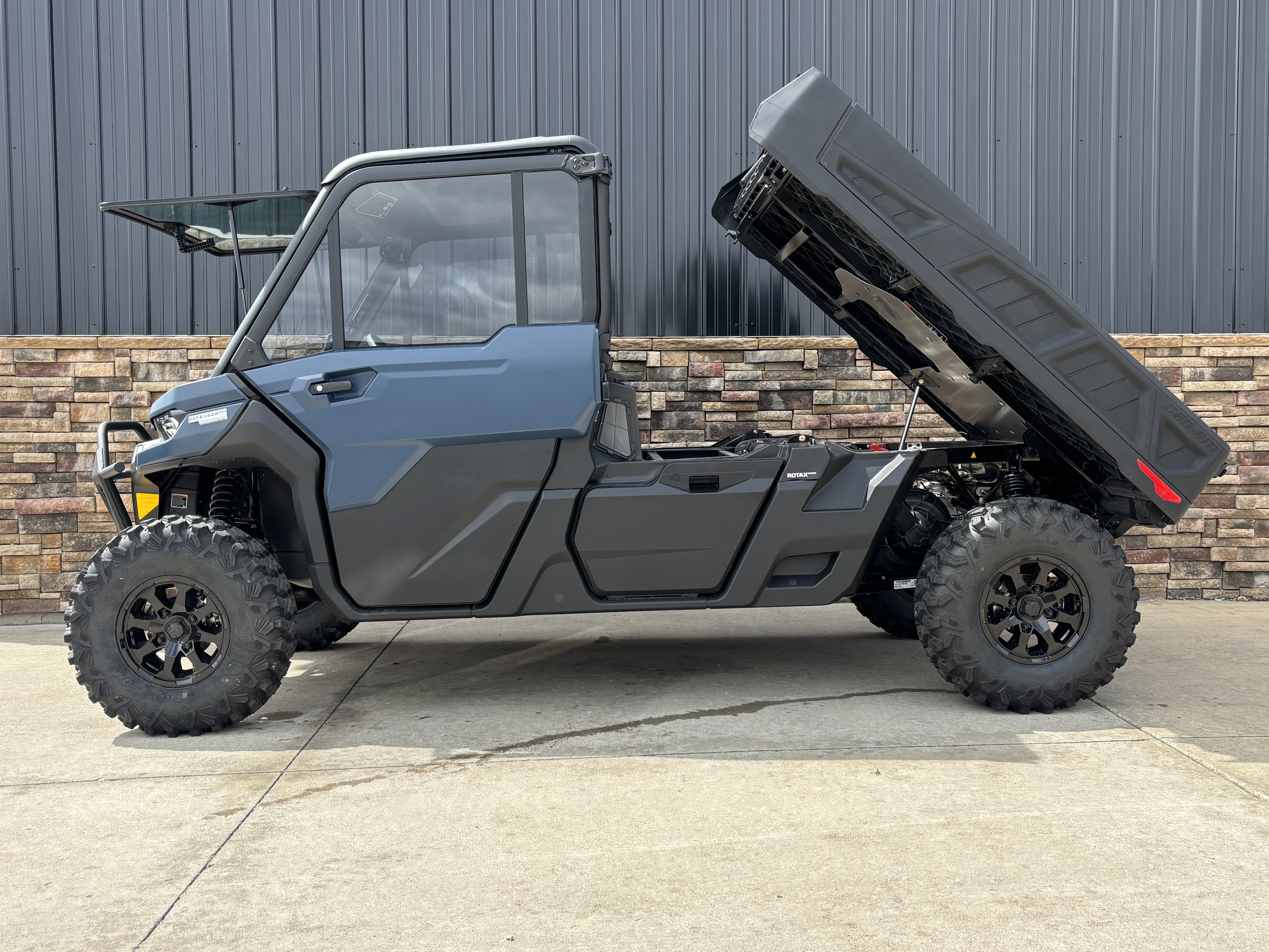 2026 Can-Am Defender PRO Limited in Columbia, Missouri - Photo 8