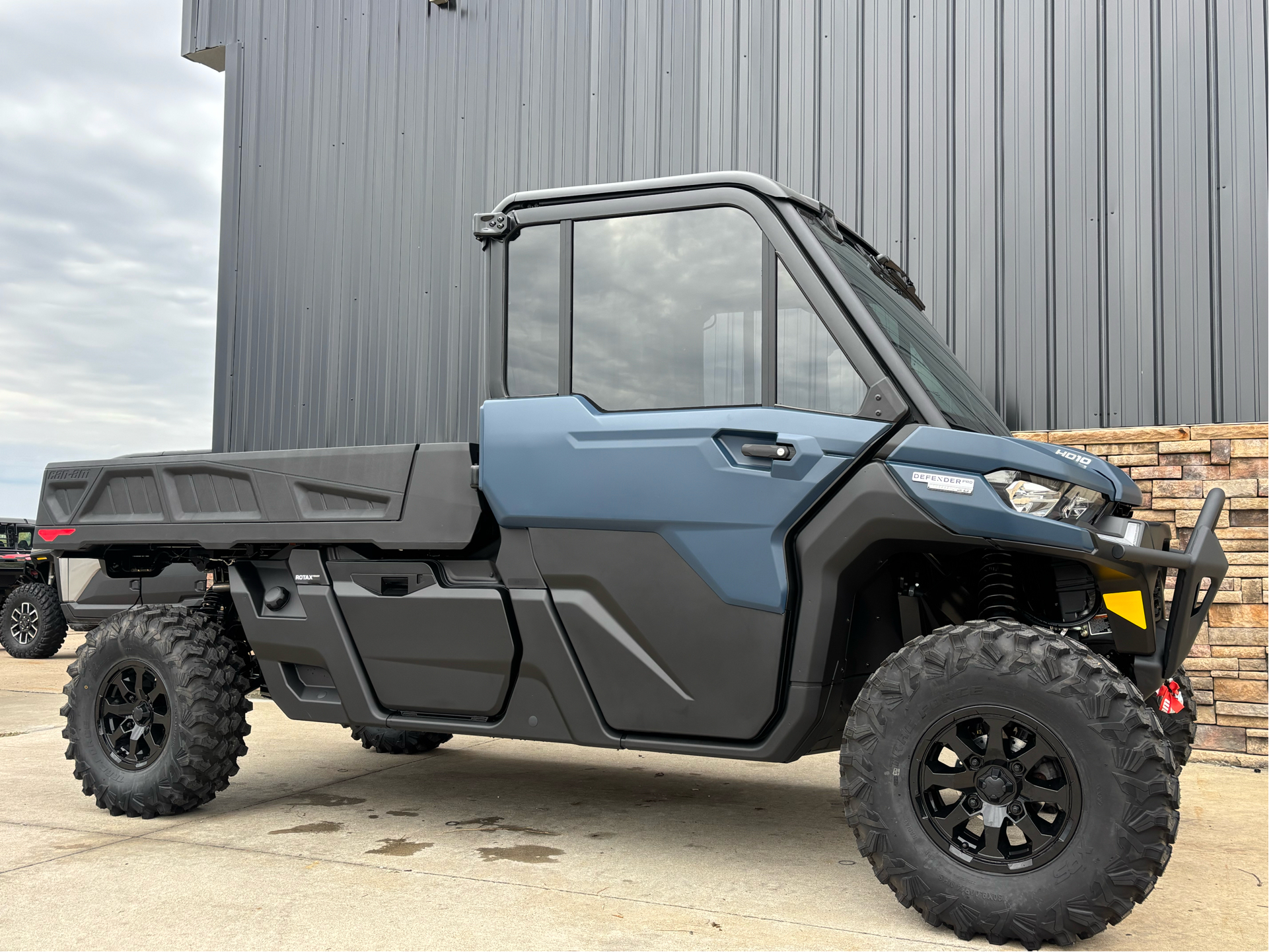 2026 Can-Am Defender PRO Limited in Columbia, Missouri - Photo 2