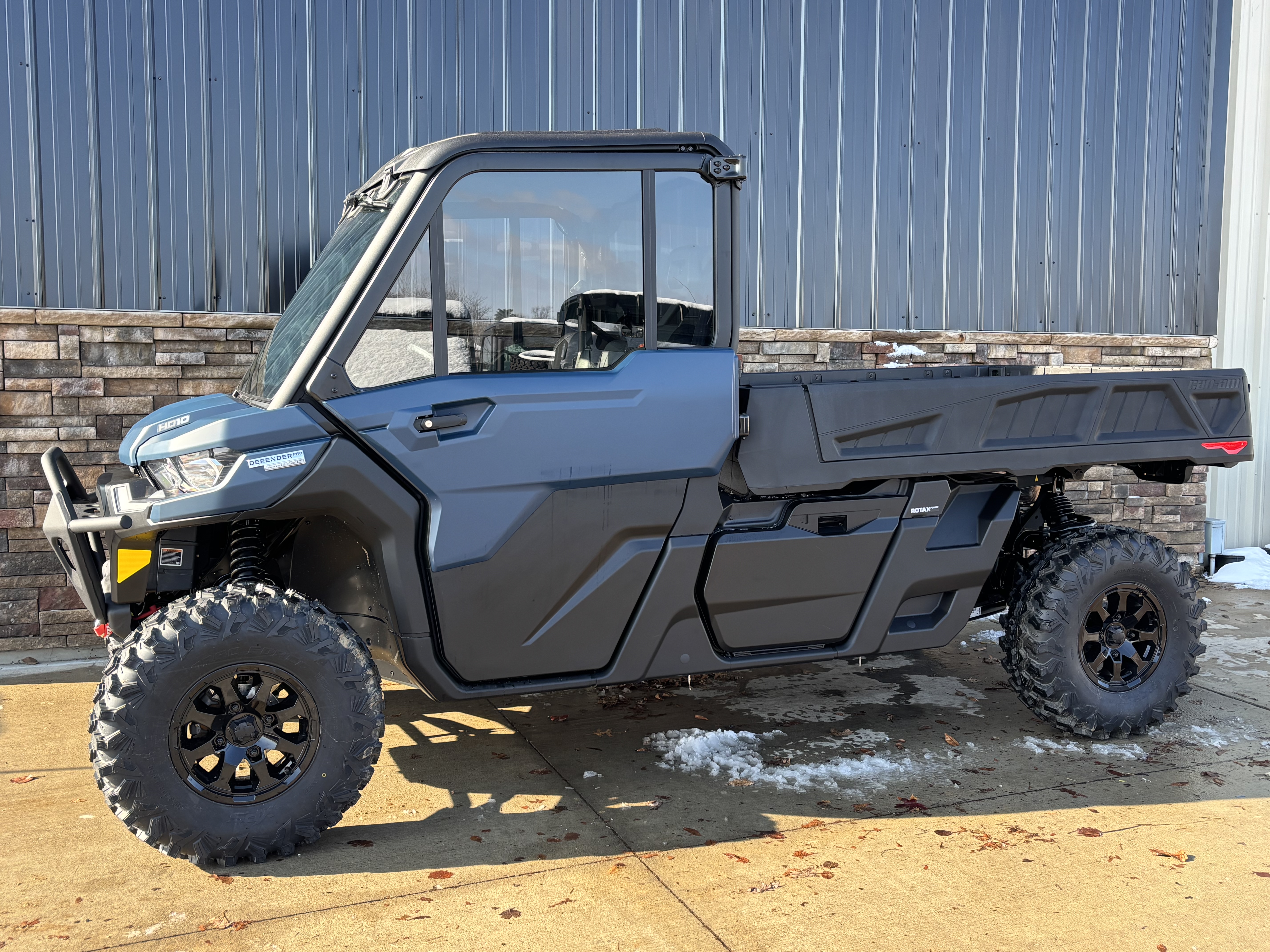 2026 Can-Am Defender PRO Limited in Columbia, Missouri - Photo 2