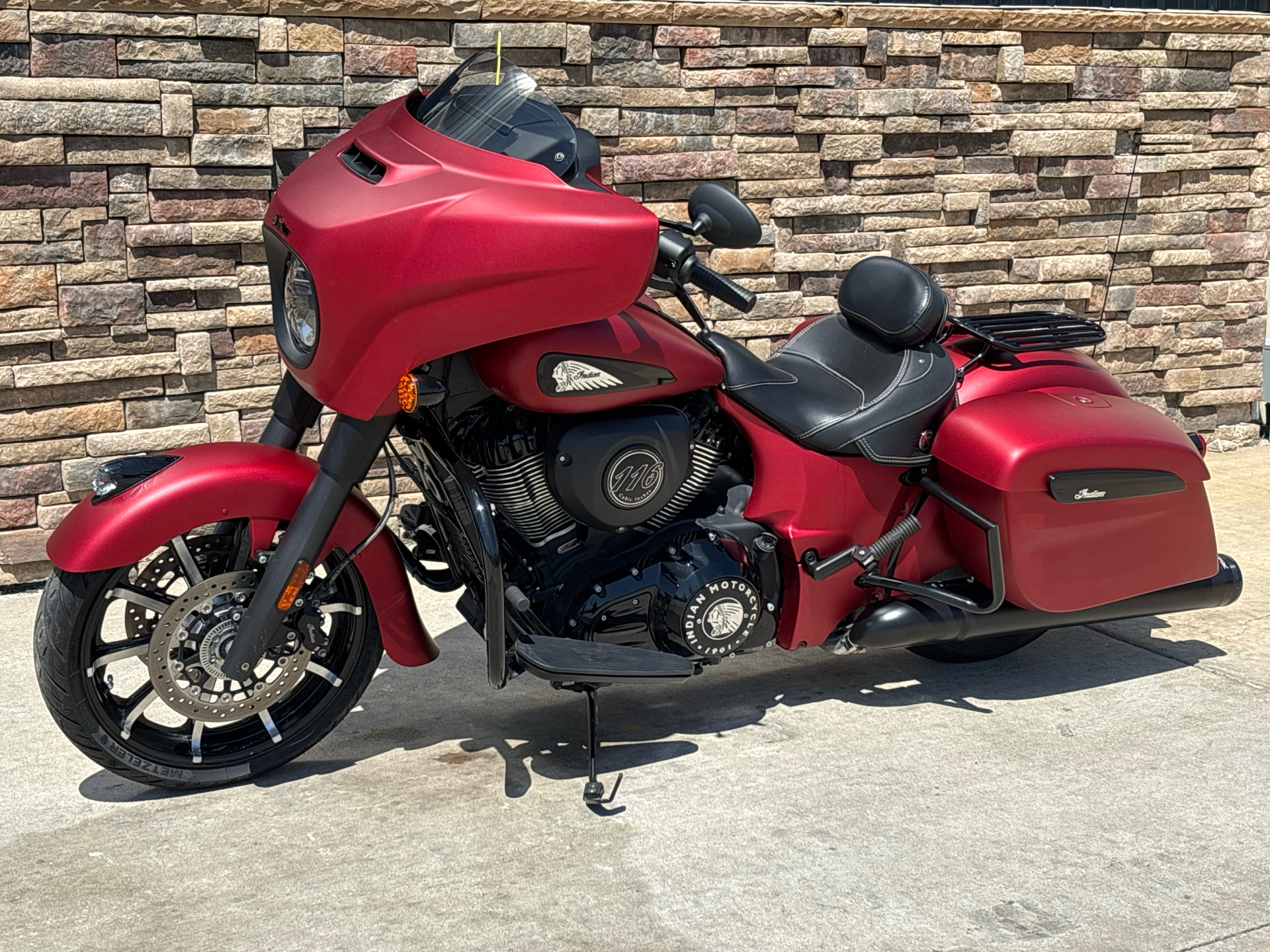 2023 Indian Motorcycle Chieftain® Dark Horse® in Columbia, Missouri - Photo 2