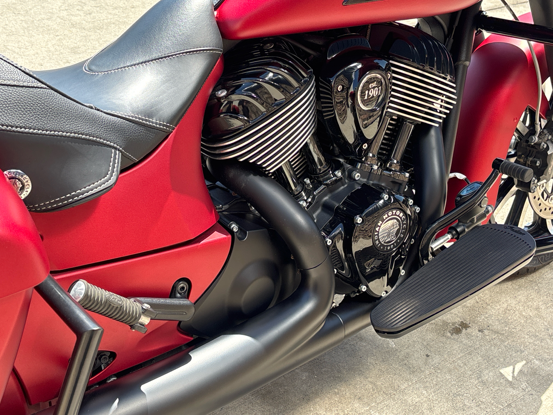 2023 Indian Motorcycle Chieftain® Dark Horse® in Columbia, Missouri - Photo 10