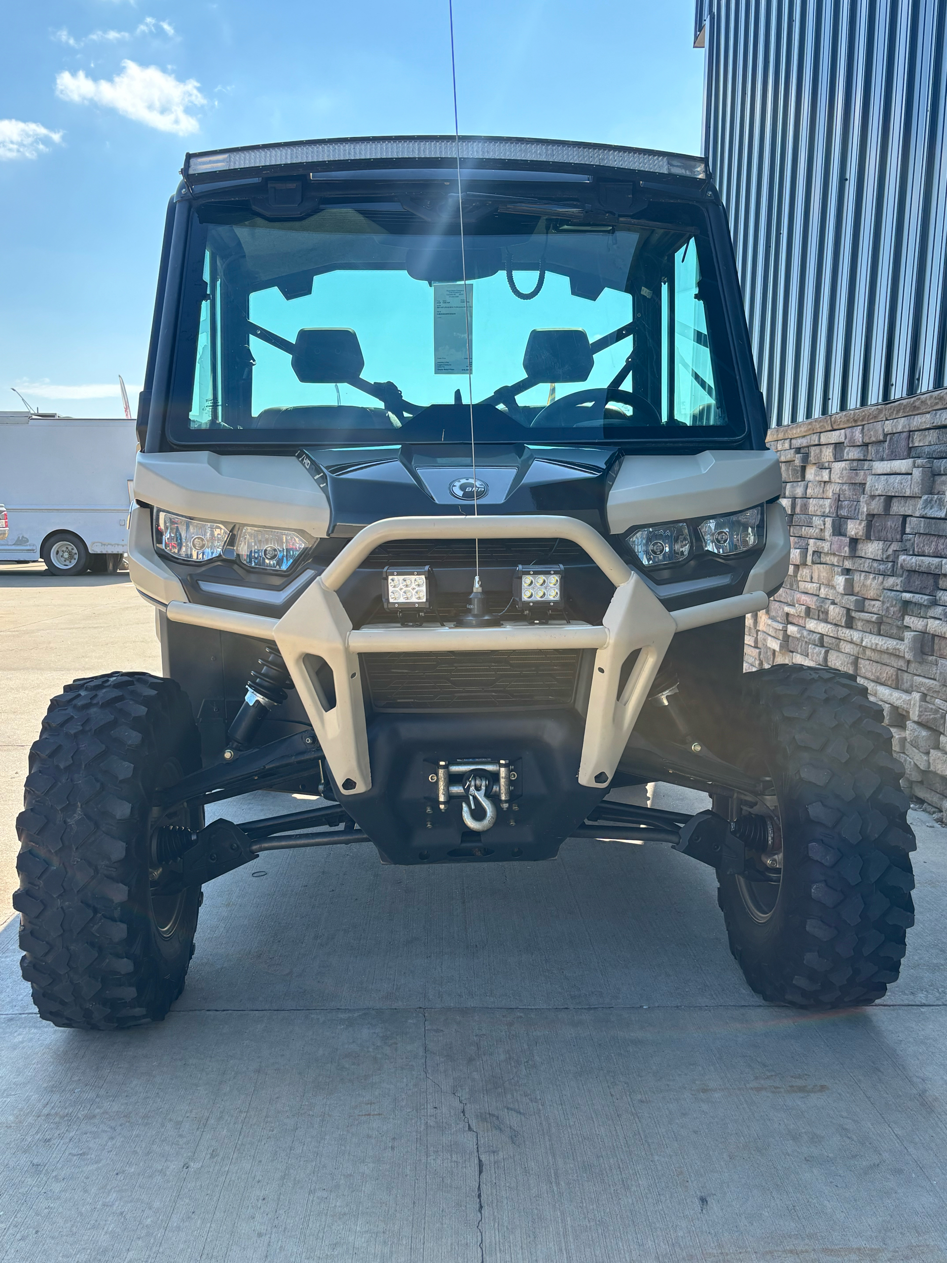 2024 Can-Am Defender Limited in Columbia, Missouri - Photo 9