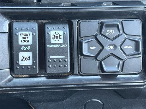 2024 Can-Am Defender Limited in Columbia, Missouri - Photo 14