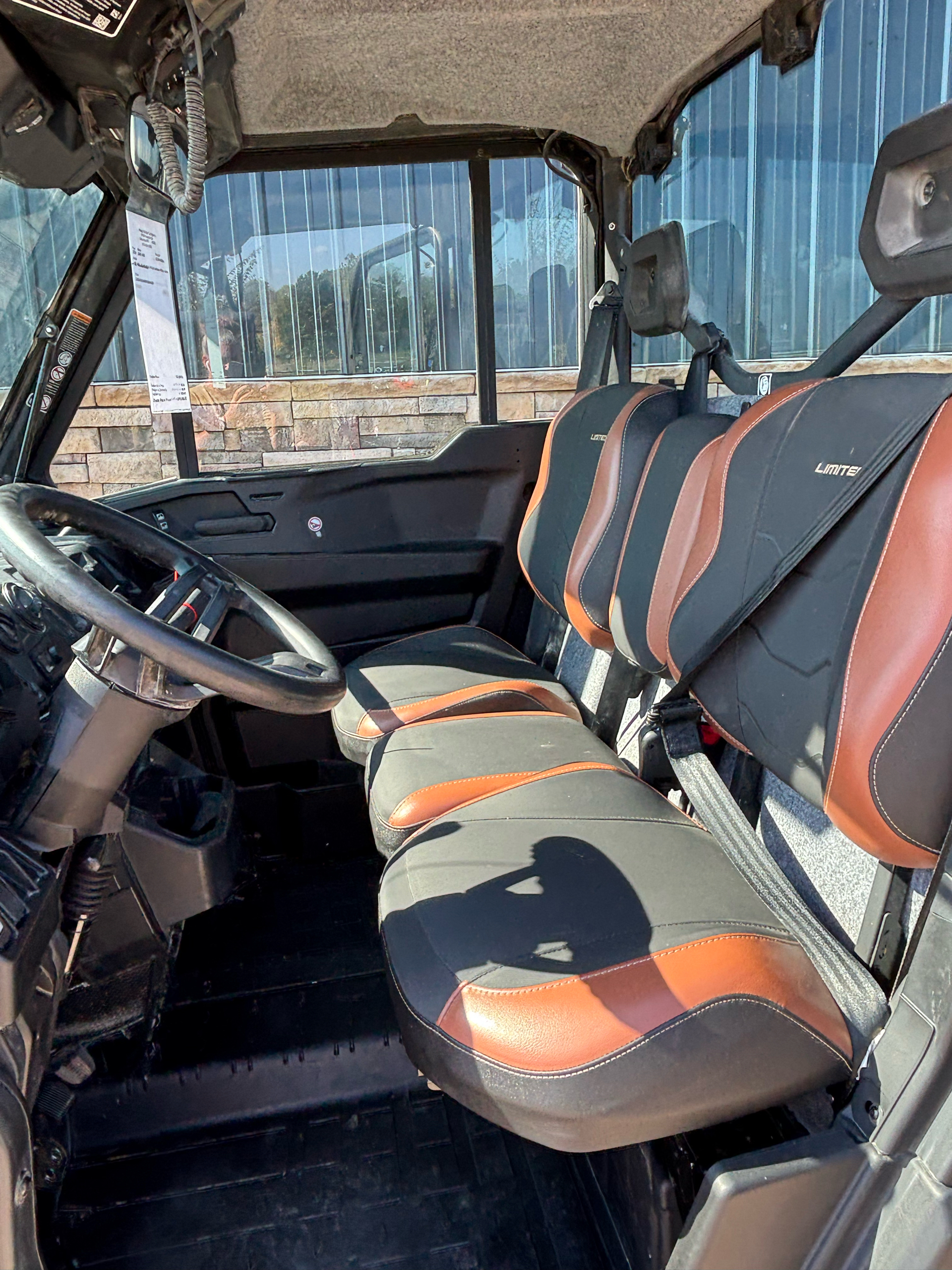 2024 Can-Am Defender Limited in Columbia, Missouri - Photo 11