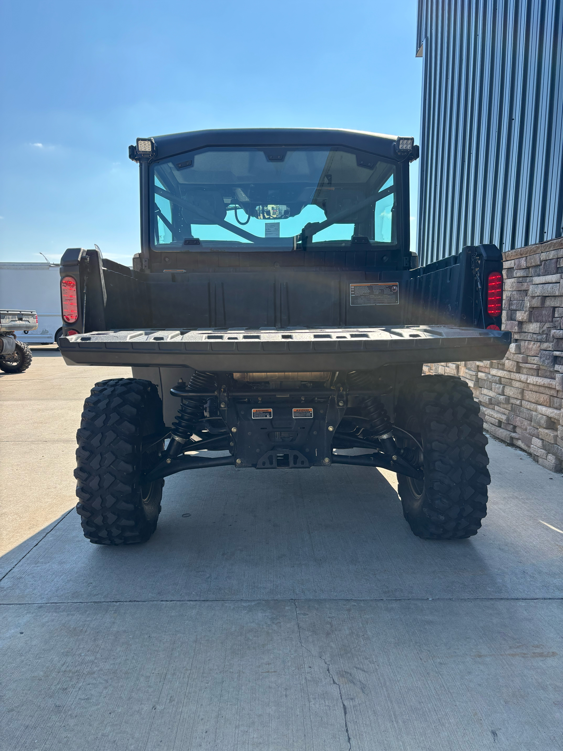 2024 Can-Am Defender Limited in Columbia, Missouri - Photo 8