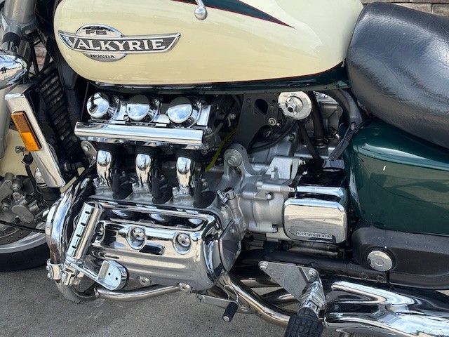 1997 Honda Valkyrie Tourer in Columbia, Missouri - Photo 6