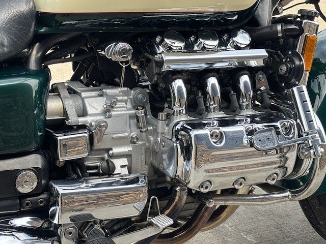 1997 Honda Valkyrie Tourer in Columbia, Missouri - Photo 11