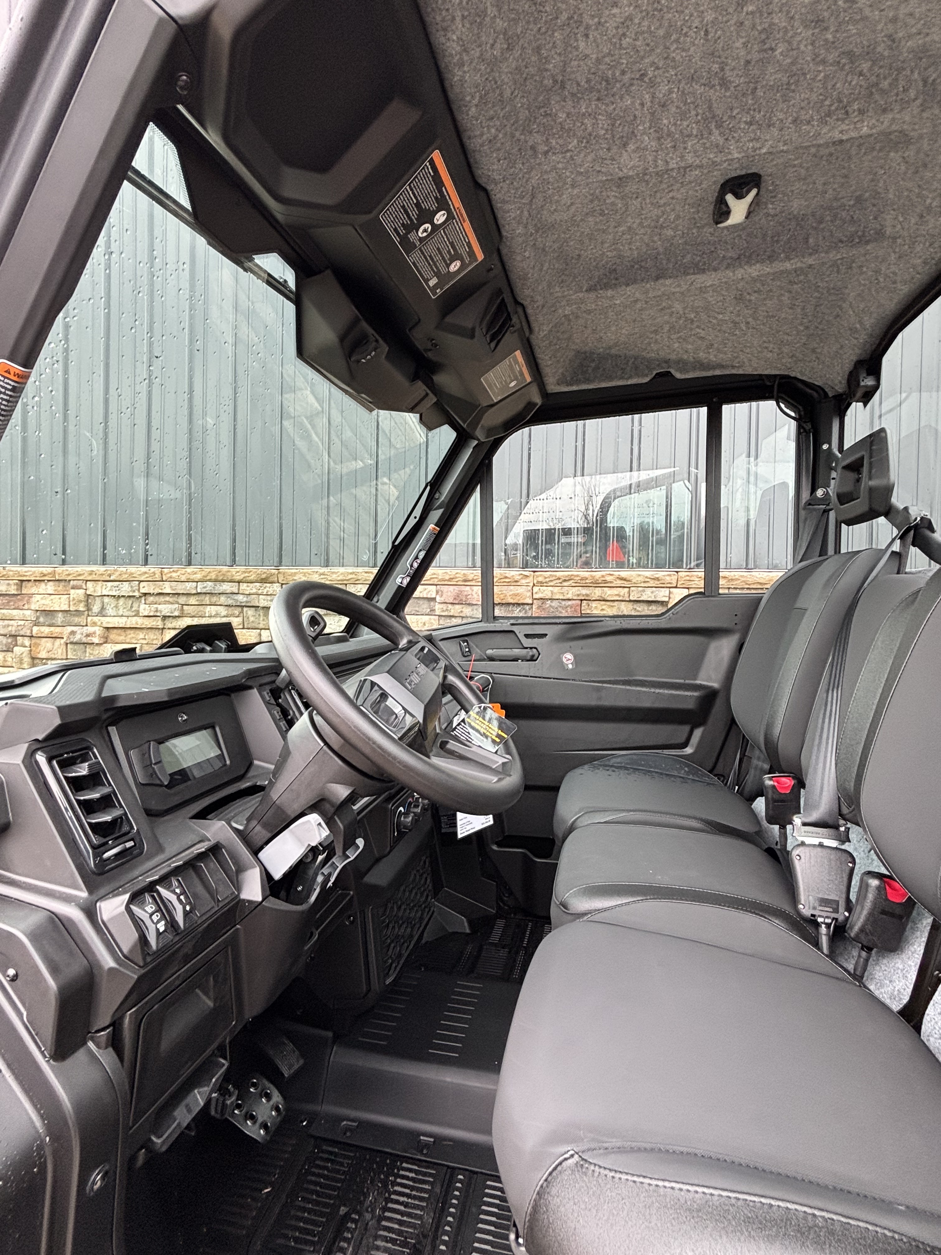 2026 Can-Am Defender XT CAB HD11 in Columbia, Missouri - Photo 8