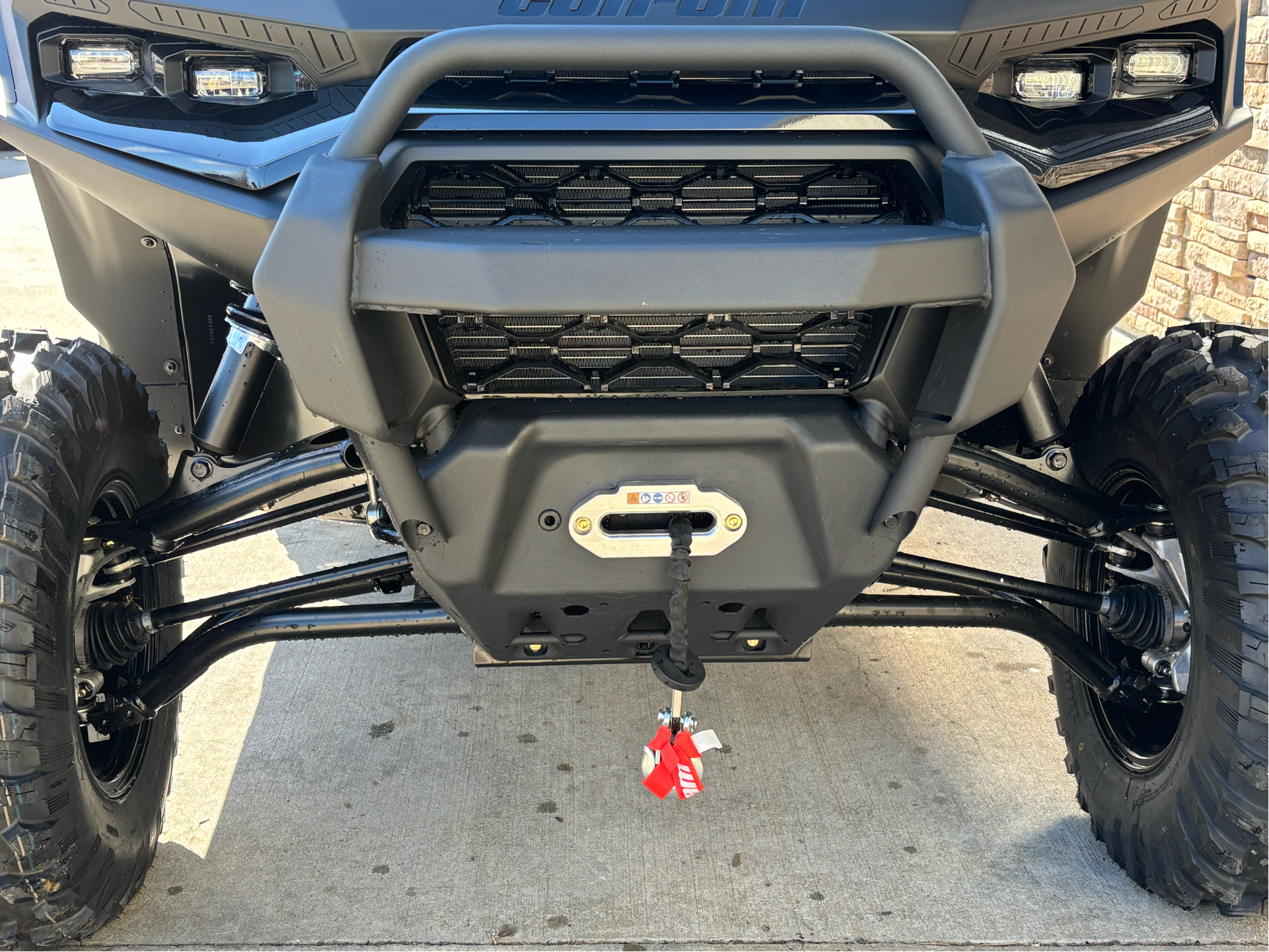 2026 Can-Am Defender XT CAB HD11 in Columbia, Missouri - Photo 5