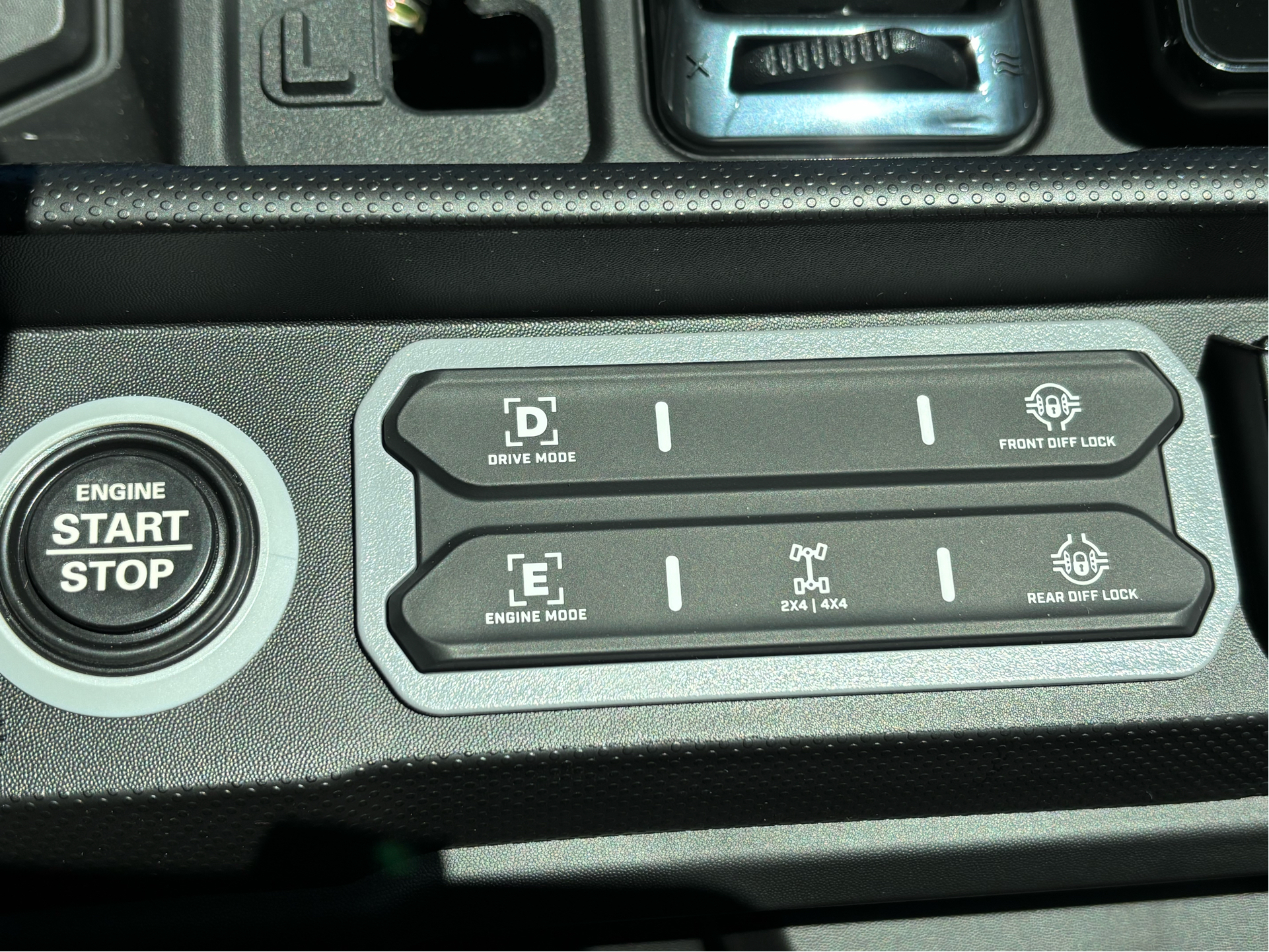 2026 Can-Am Defender XT CAB HD11 in Columbia, Missouri - Photo 11