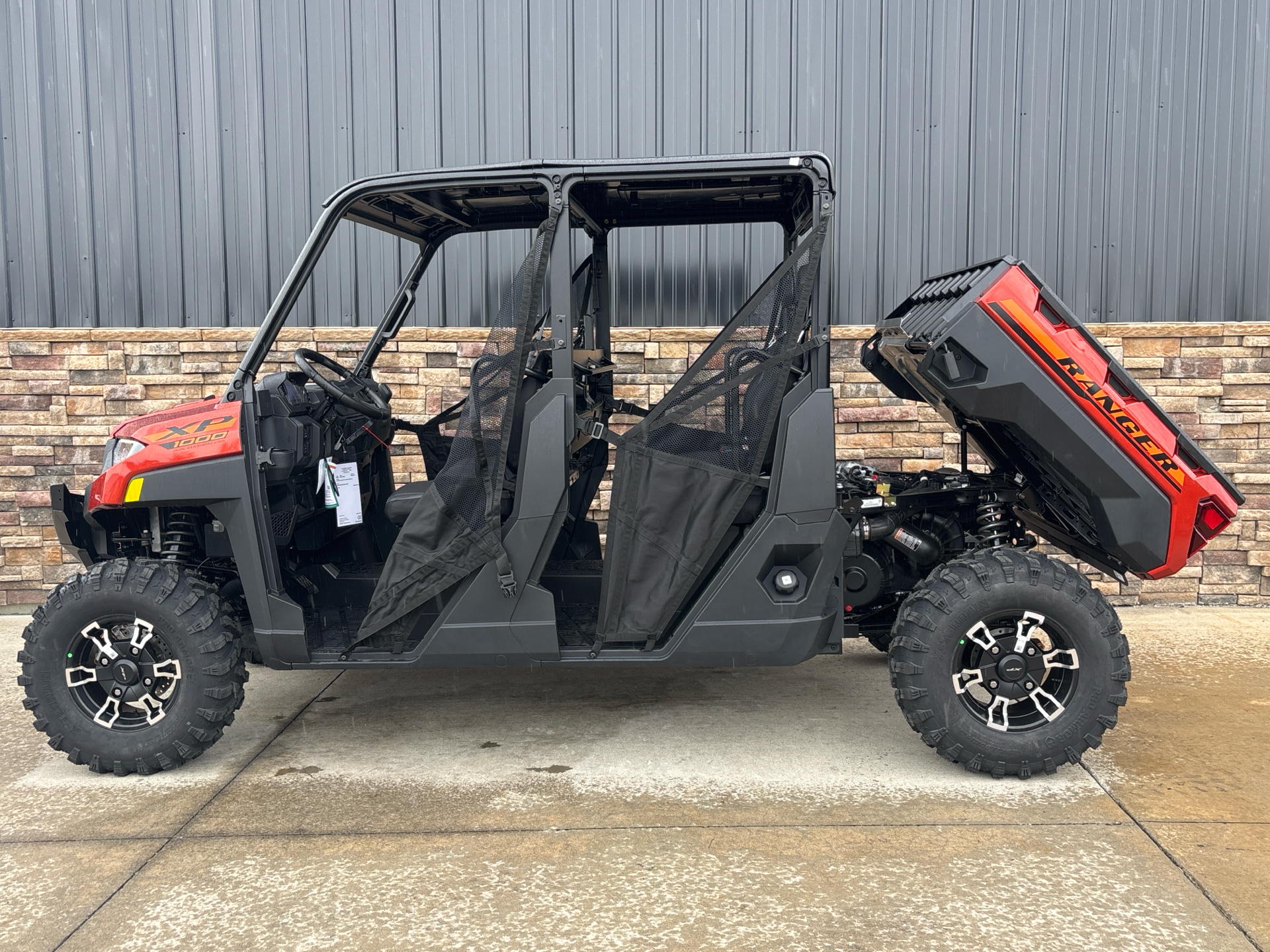 2025 Polaris Ranger Crew XP 1000 Premium in Columbia, Missouri - Photo 6