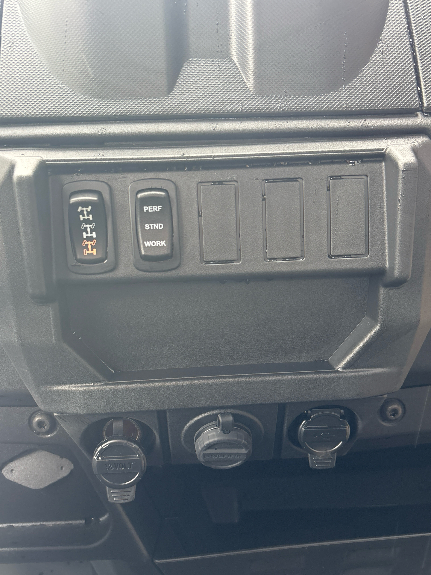 2025 Polaris Ranger Crew XP 1000 Premium in Columbia, Missouri - Photo 11
