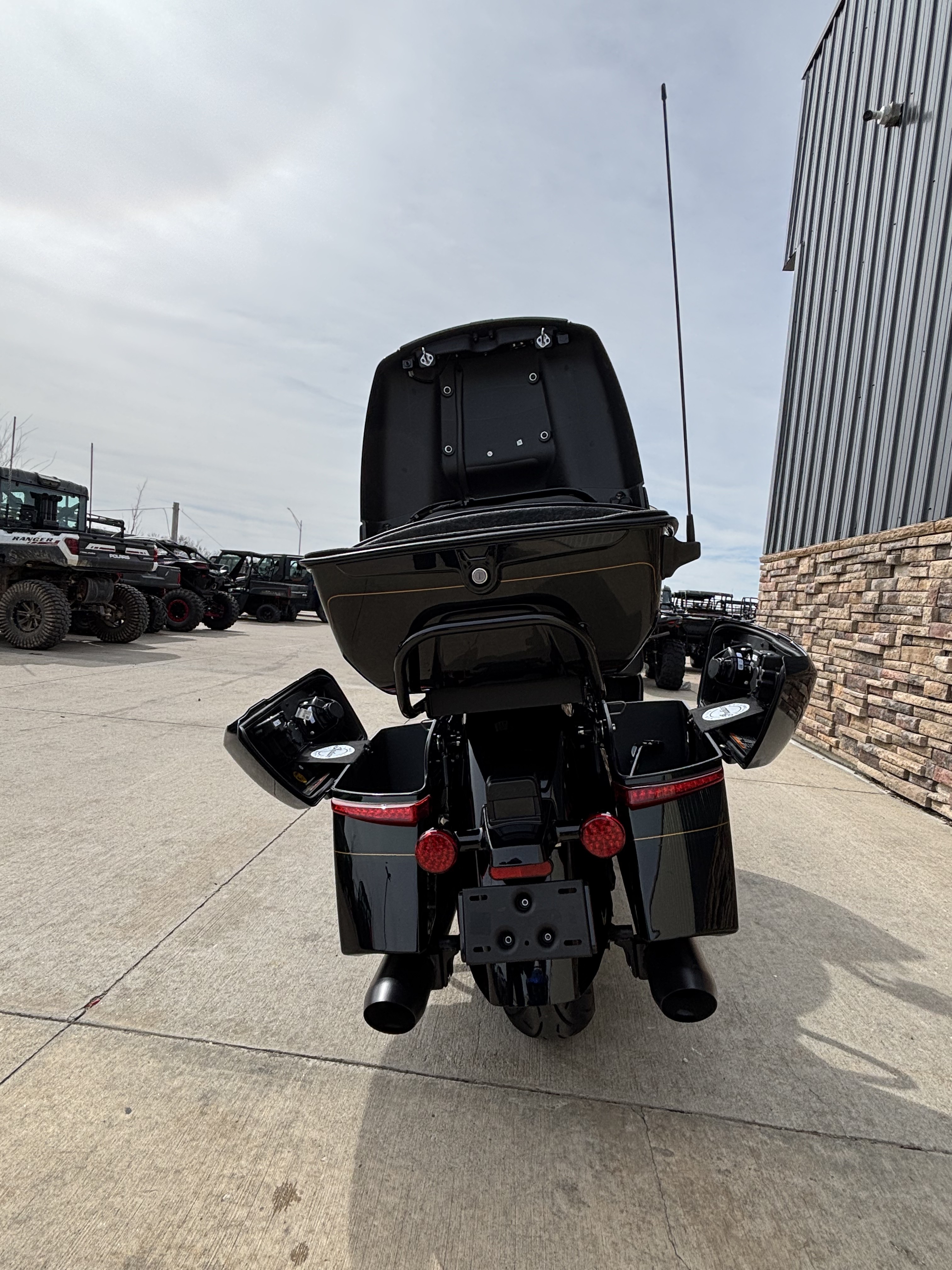 2025 Indian Motorcycle Pursuit® Elite in Columbia, Missouri - Photo 11