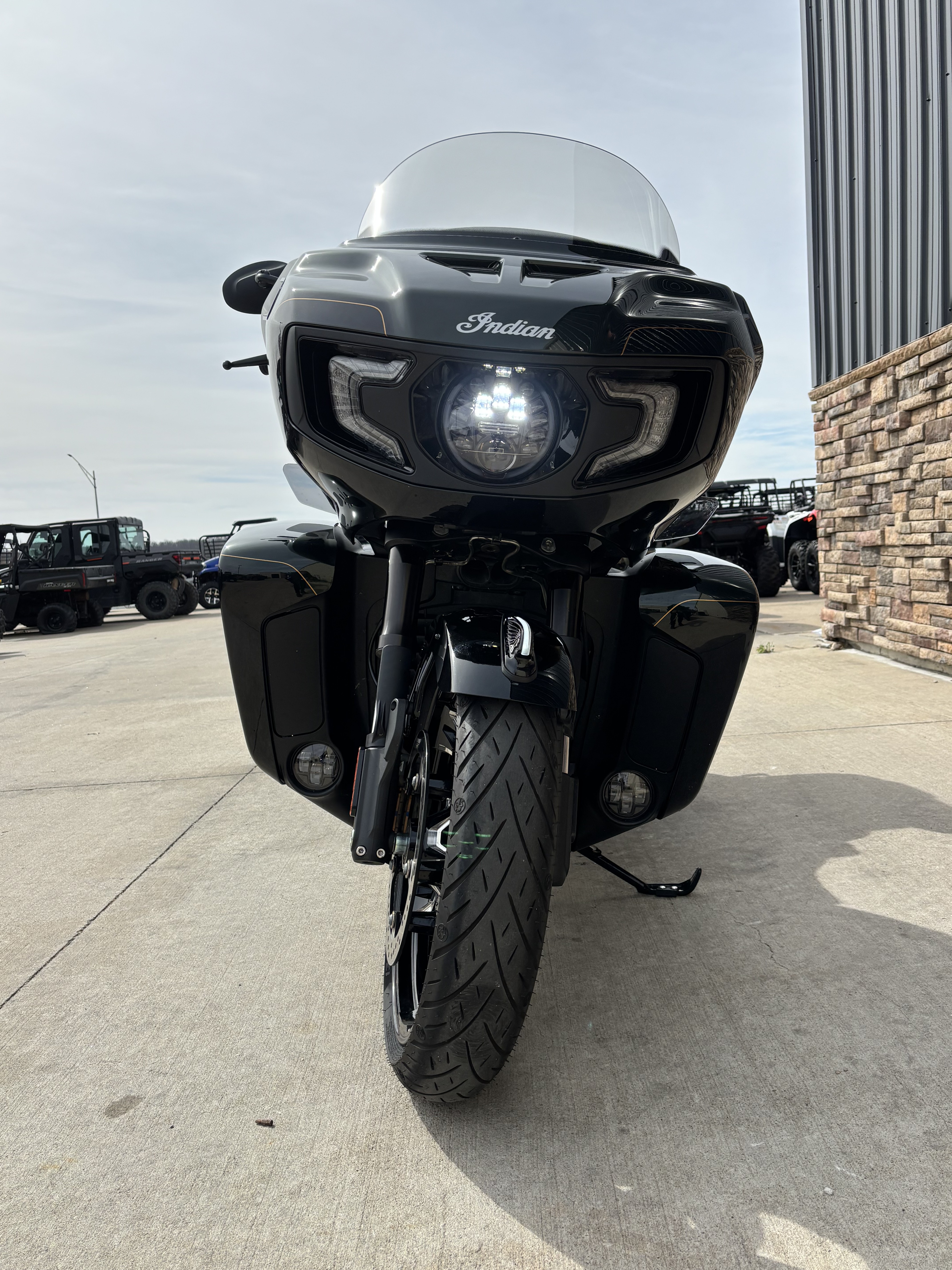 2025 Indian Motorcycle Pursuit® Elite in Columbia, Missouri - Photo 12