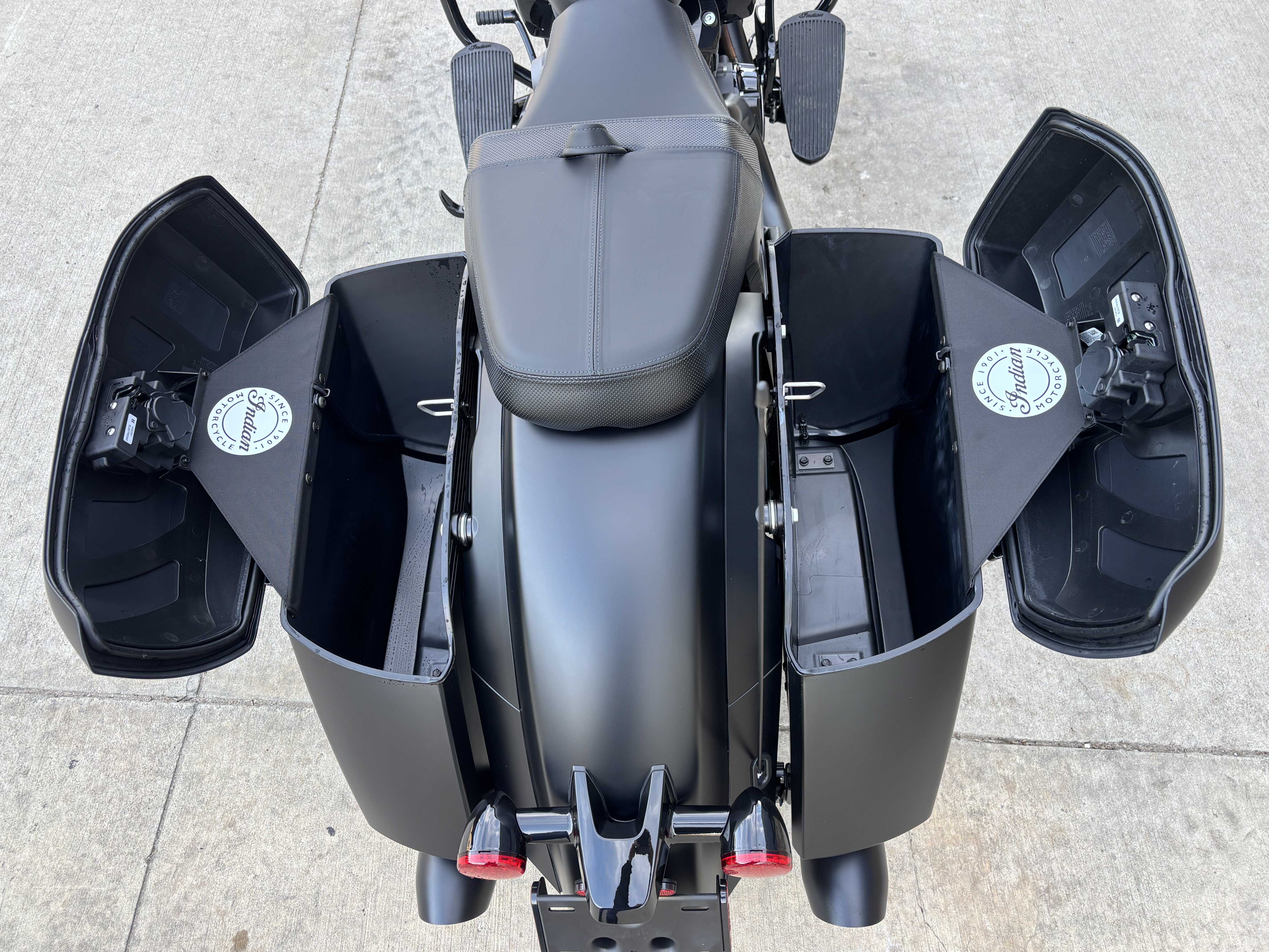 2026 Indian Motorcycle Chieftain® Dark Horse® in Columbia, Missouri - Photo 7