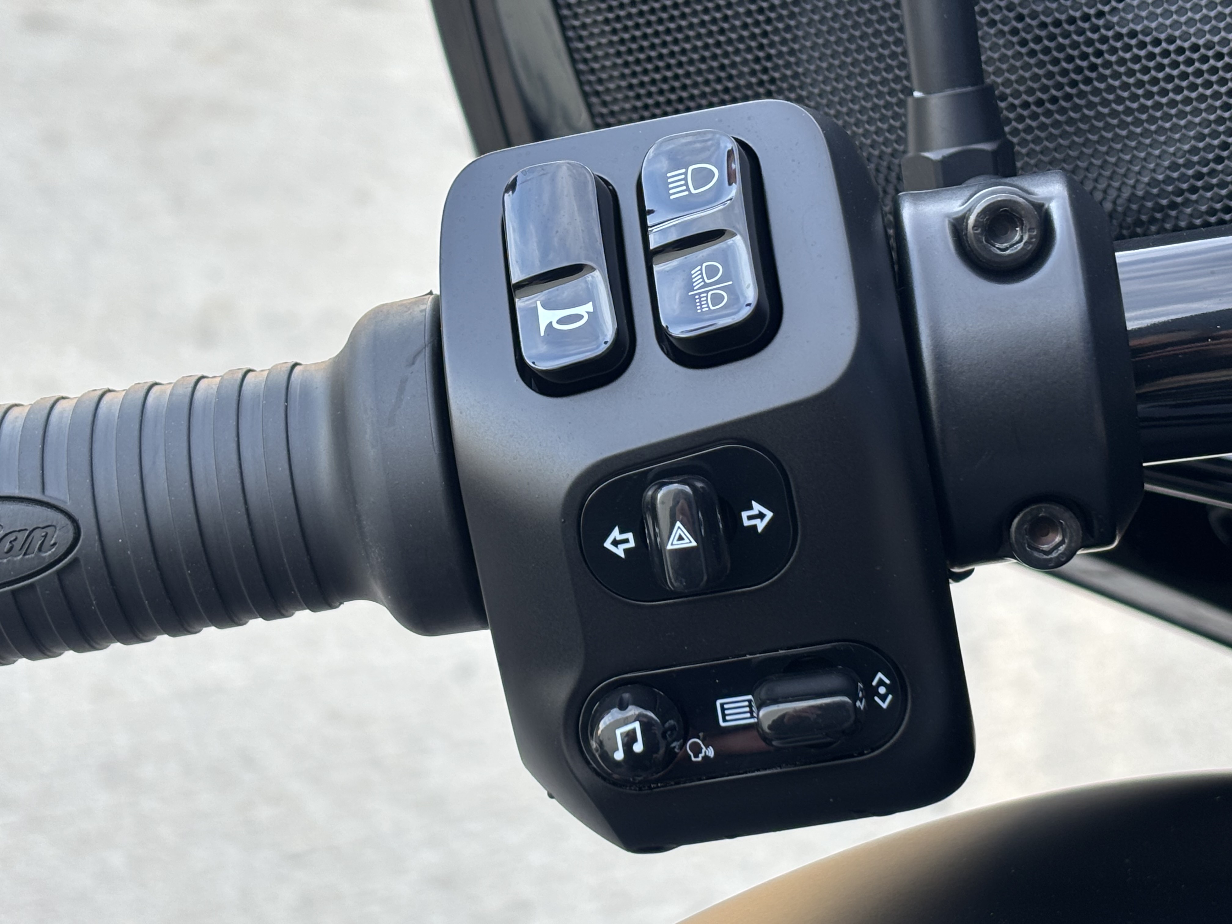 2026 Indian Motorcycle Chieftain® Dark Horse® in Columbia, Missouri - Photo 13