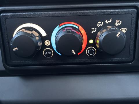 2026 Can-Am Defender XT CAB HD11 in Columbia, Missouri - Photo 13