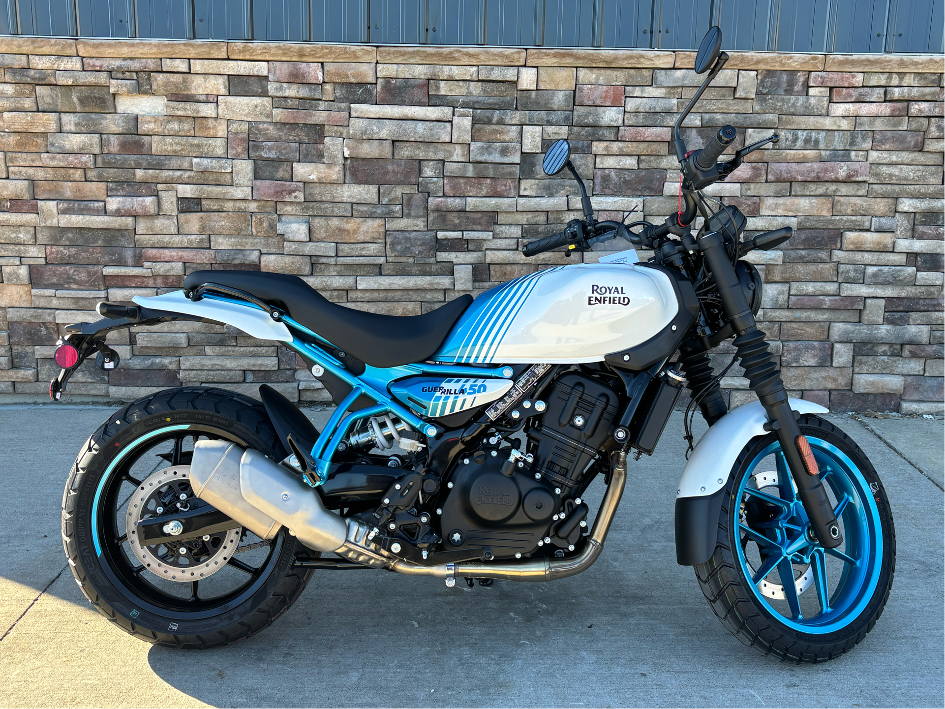 2026 Royal Enfield Guerrilla 450 in Columbia, Missouri - Photo 1