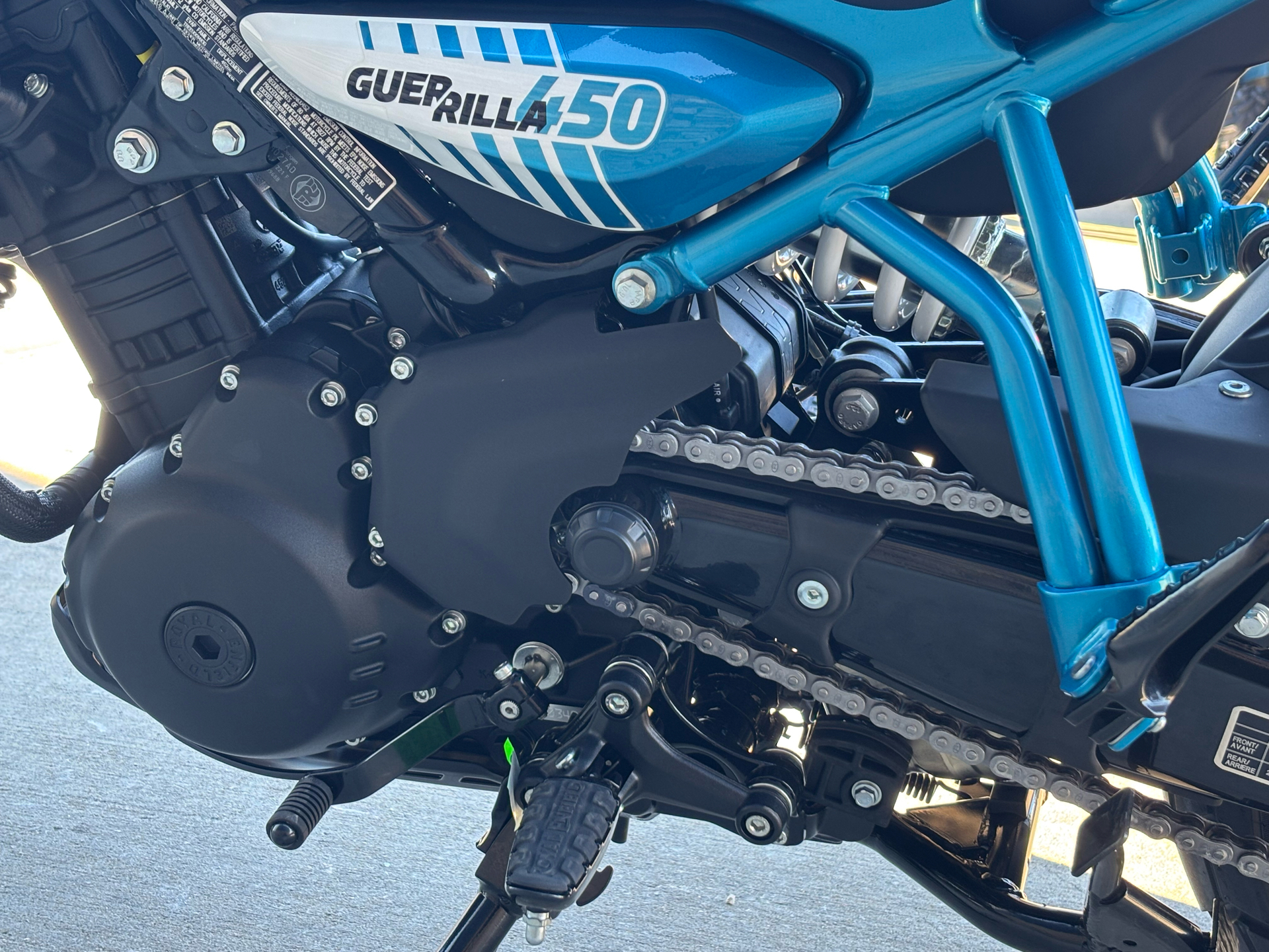 2026 Royal Enfield Guerrilla 450 in Columbia, Missouri - Photo 11