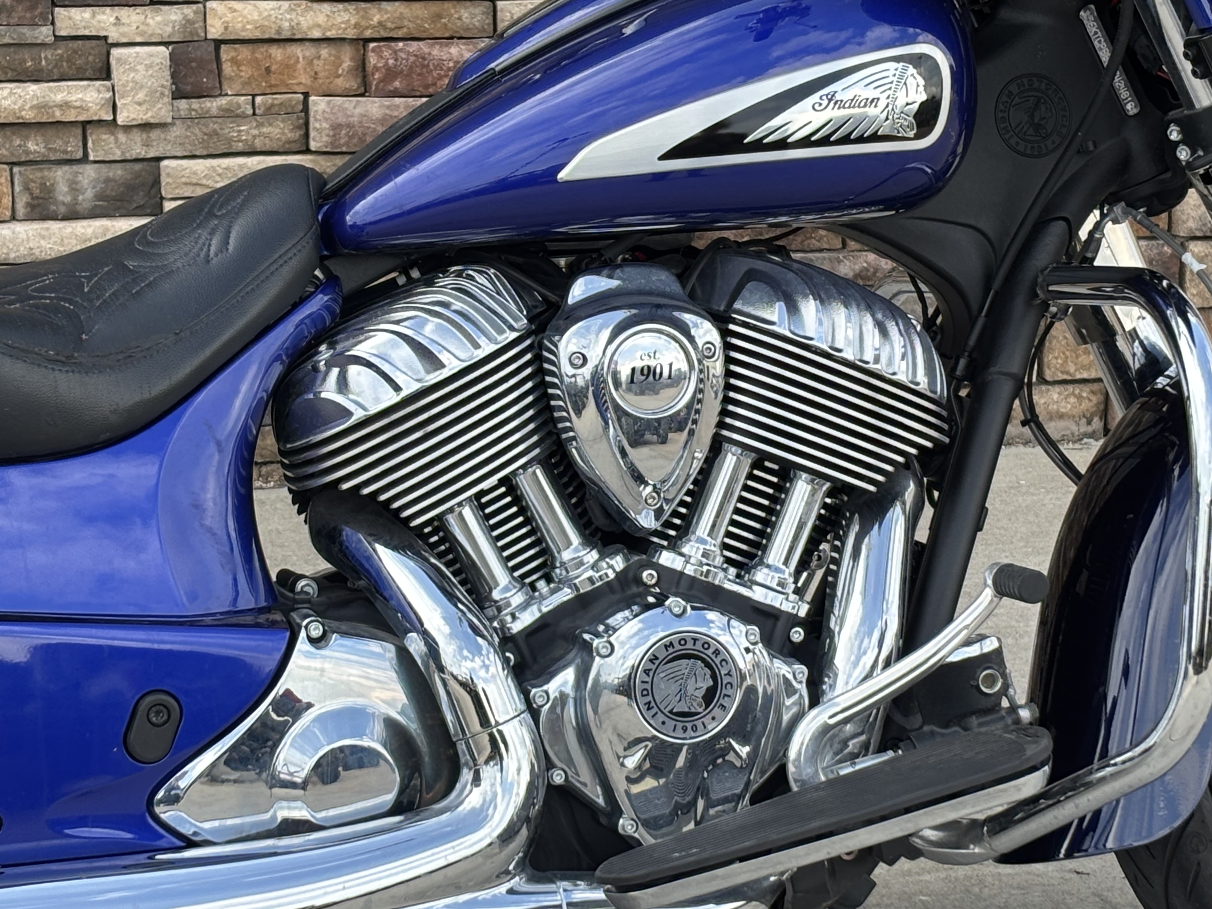 2024 Indian Motorcycle Chieftain® Limited with PowerBand Audio Package in Columbia, Missouri - Photo 4
