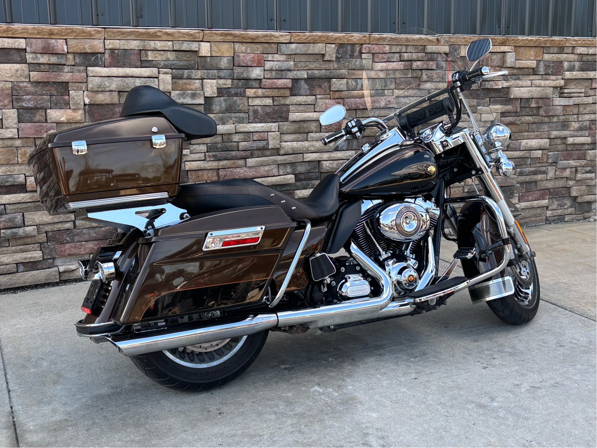 2013 Harley-Davidson Road King® 110th Anniversary Edition in Columbia, Missouri - Photo 3
