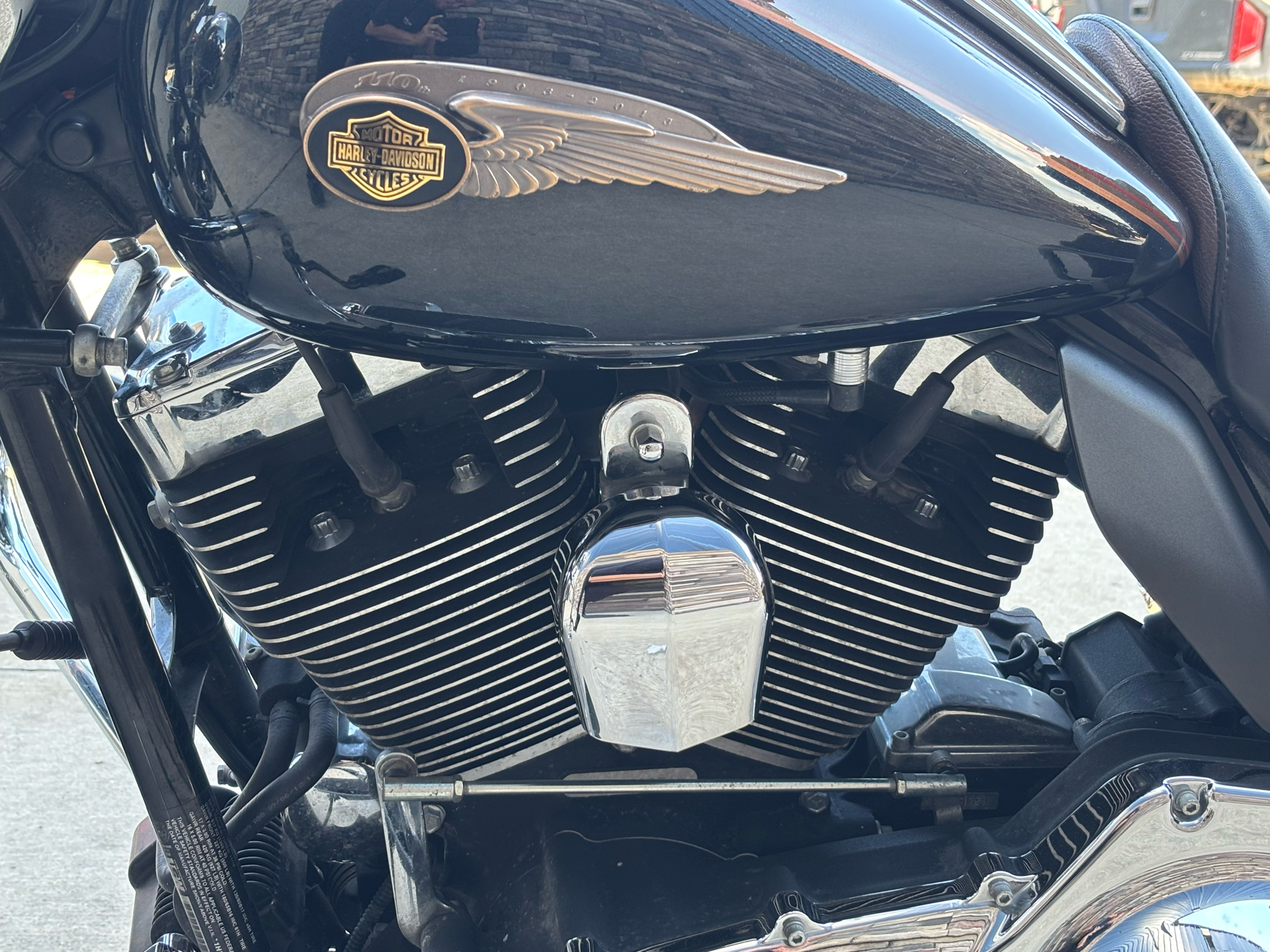 2013 Harley-Davidson Road King® 110th Anniversary Edition in Columbia, Missouri - Photo 6