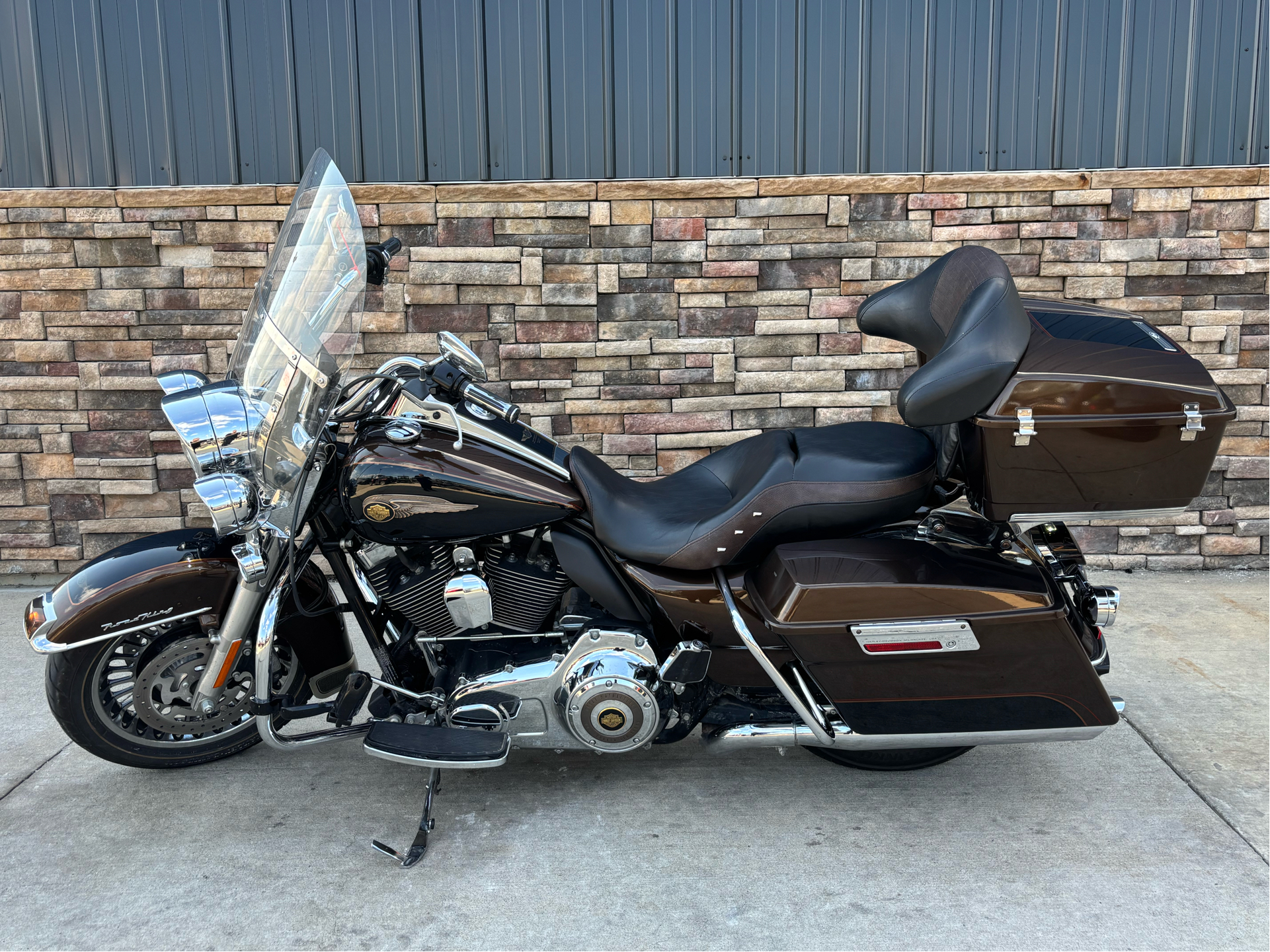 2013 Harley-Davidson Road King® 110th Anniversary Edition in Columbia, Missouri - Photo 12