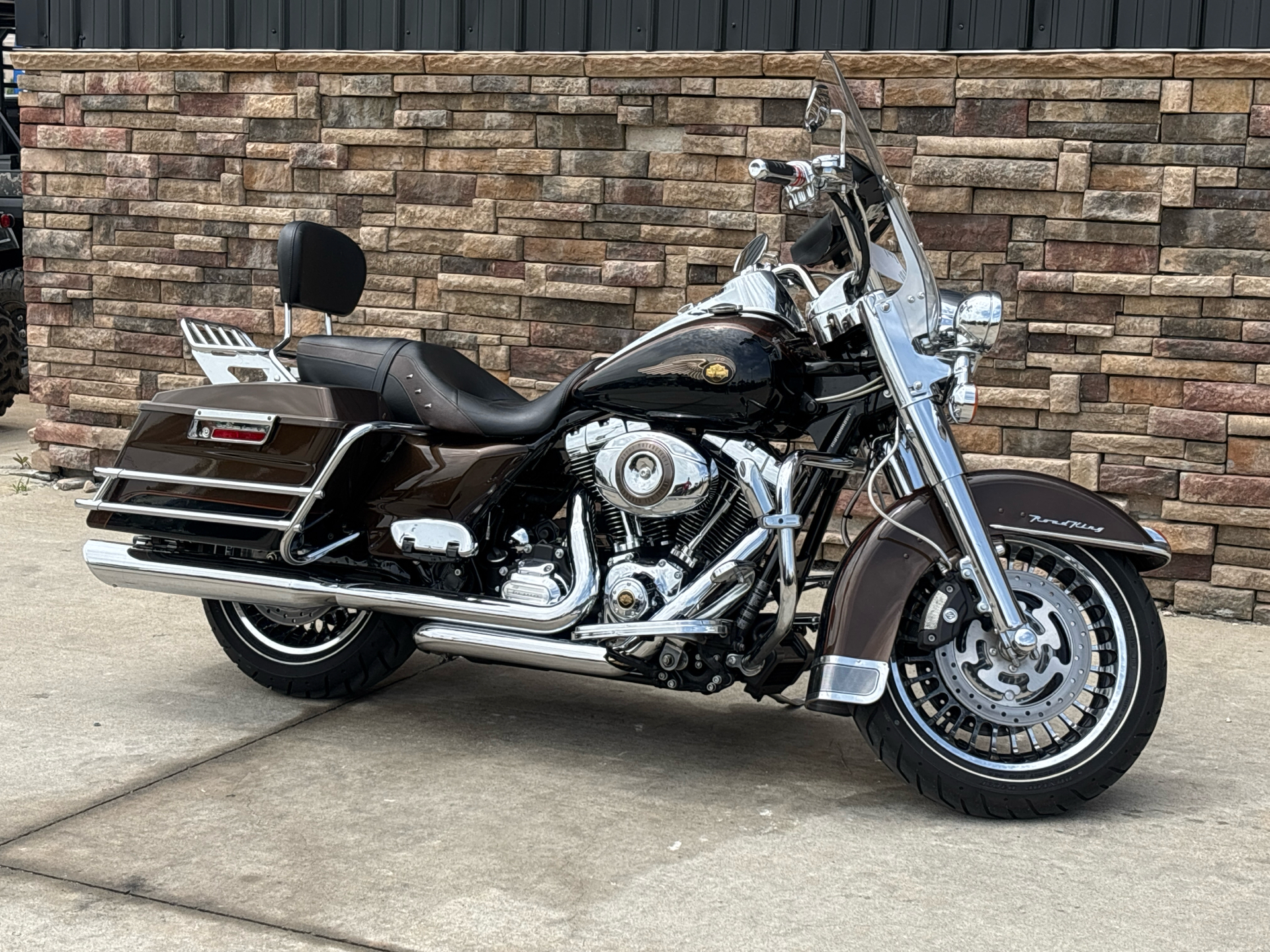 2013 Harley-Davidson Road King® 110th Anniversary Edition in Columbia, Missouri - Photo 3